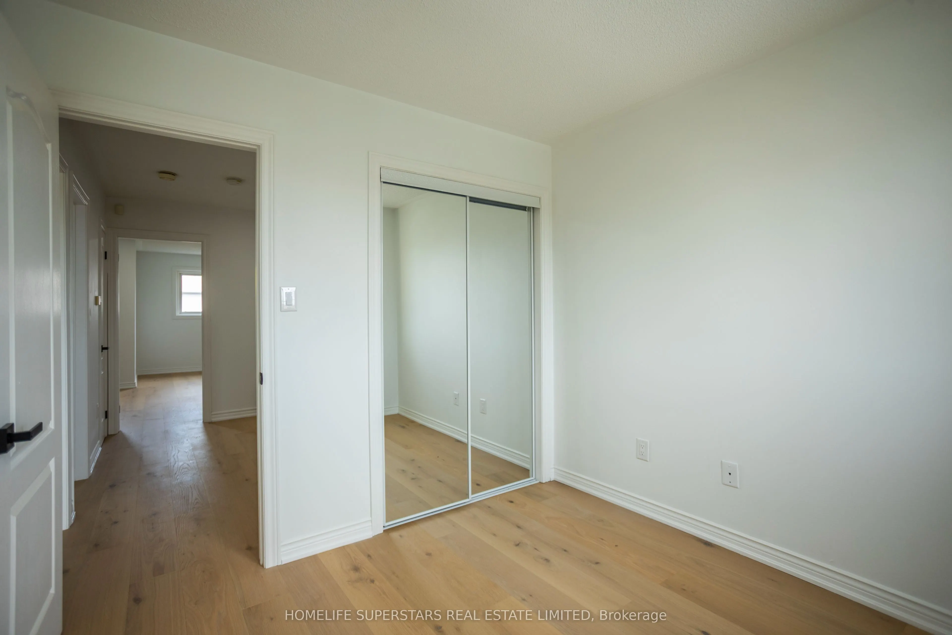 6 Smales Drive