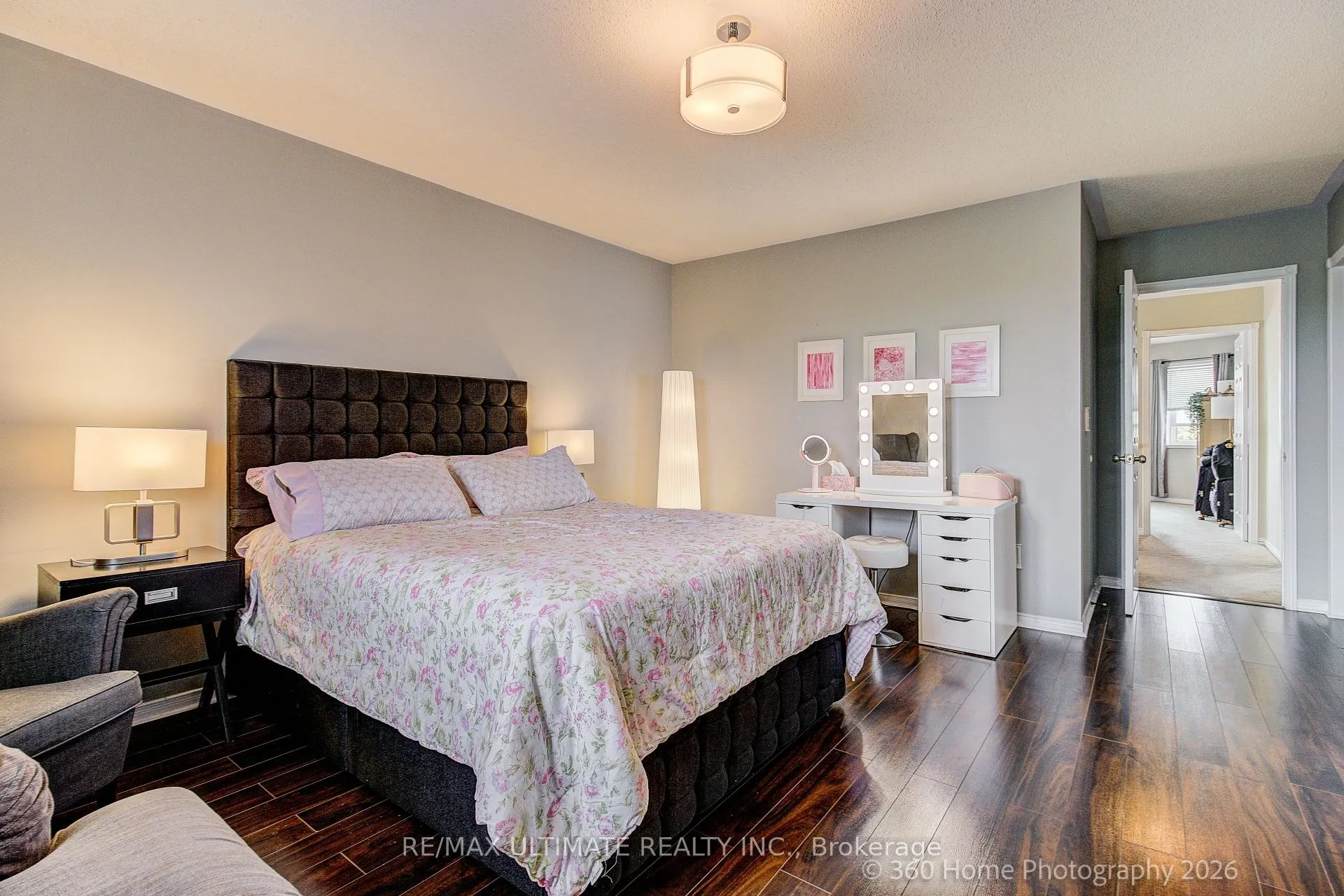 53 Wilshire Drive