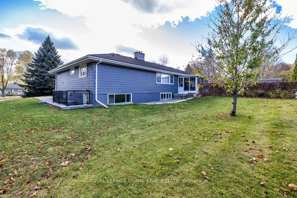1695 Scugog Street