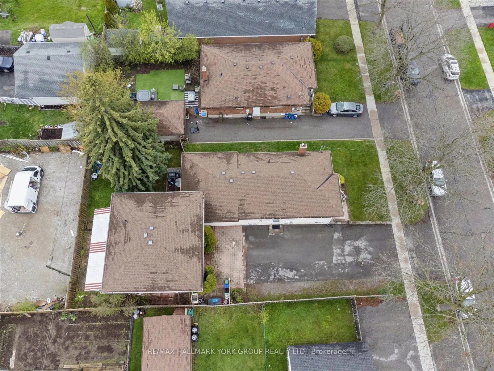 226 Cromwell Avenue