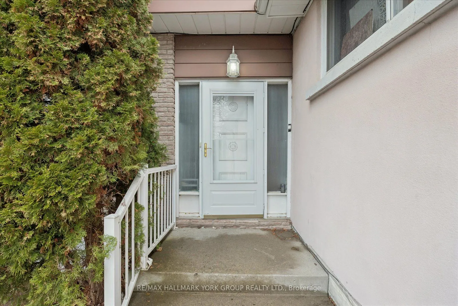 226 Cromwell Avenue