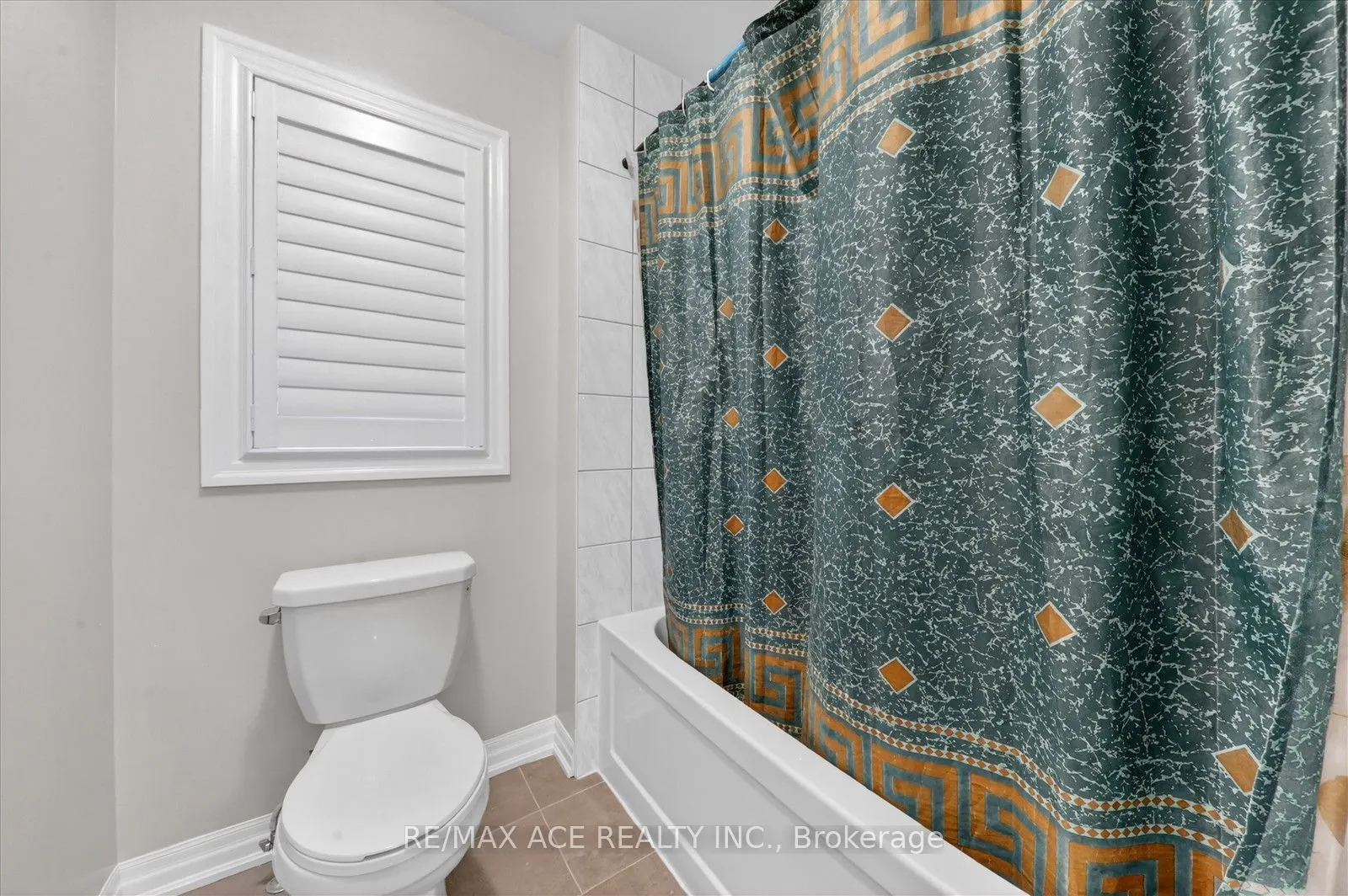218 Flood Avenue