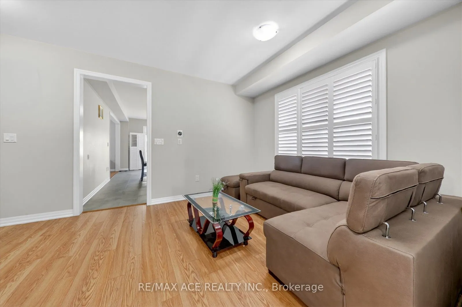 218 Flood Avenue