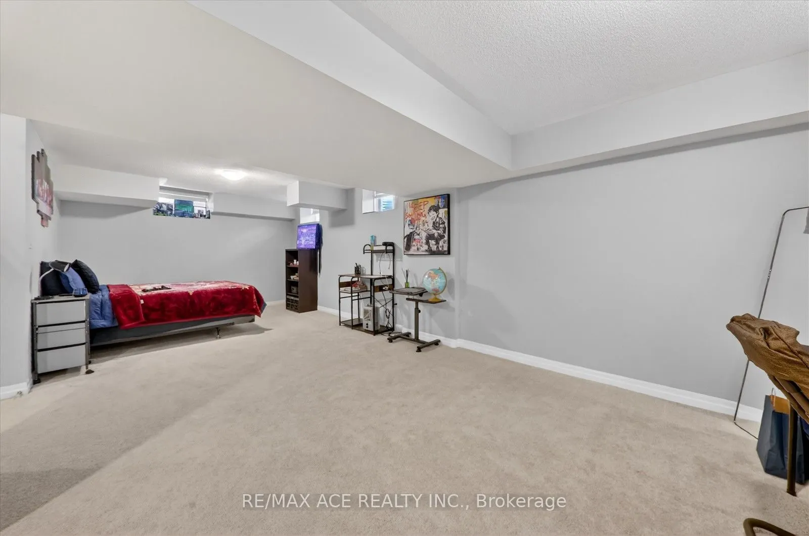 218 Flood Avenue