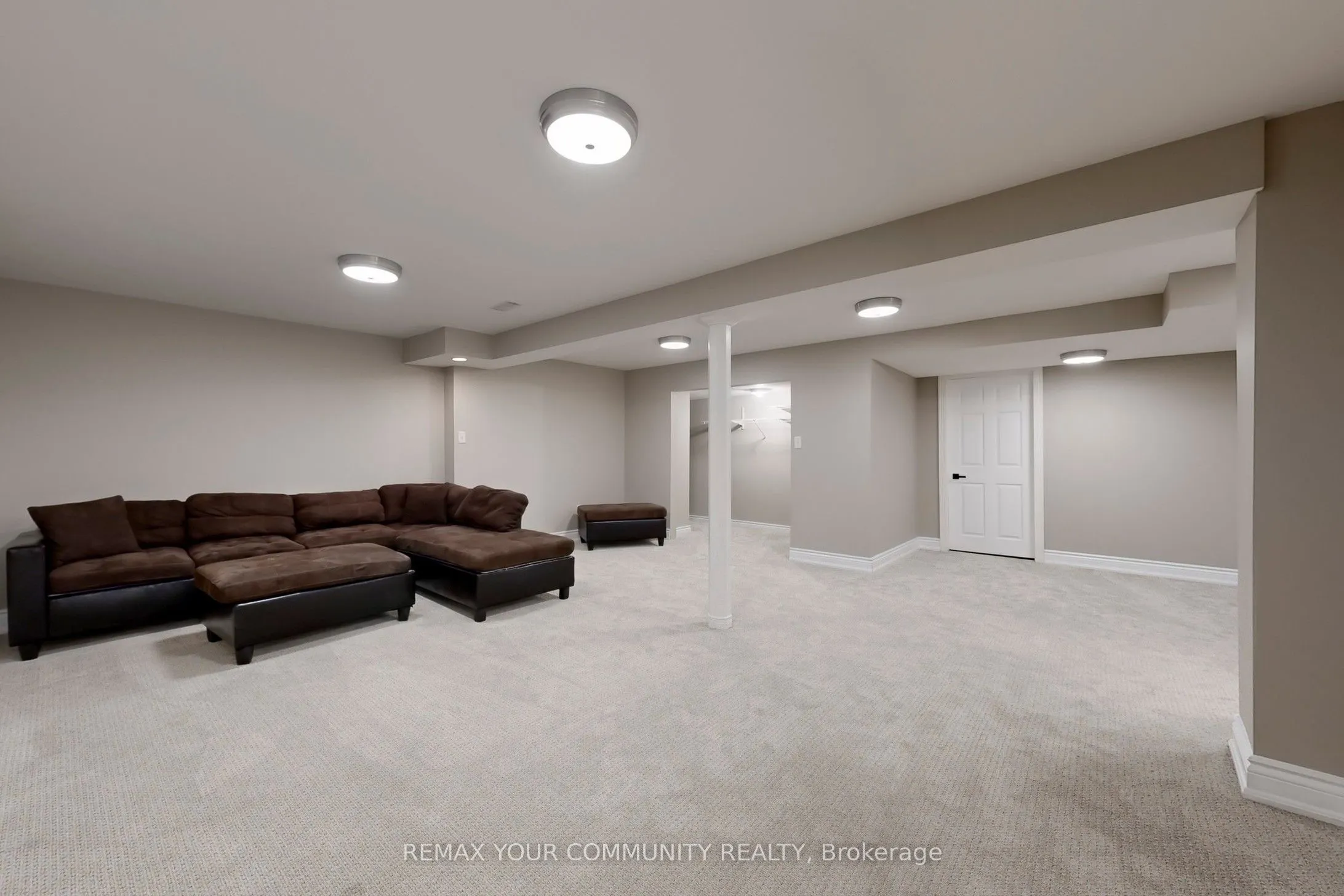 8 Westacott Avenue