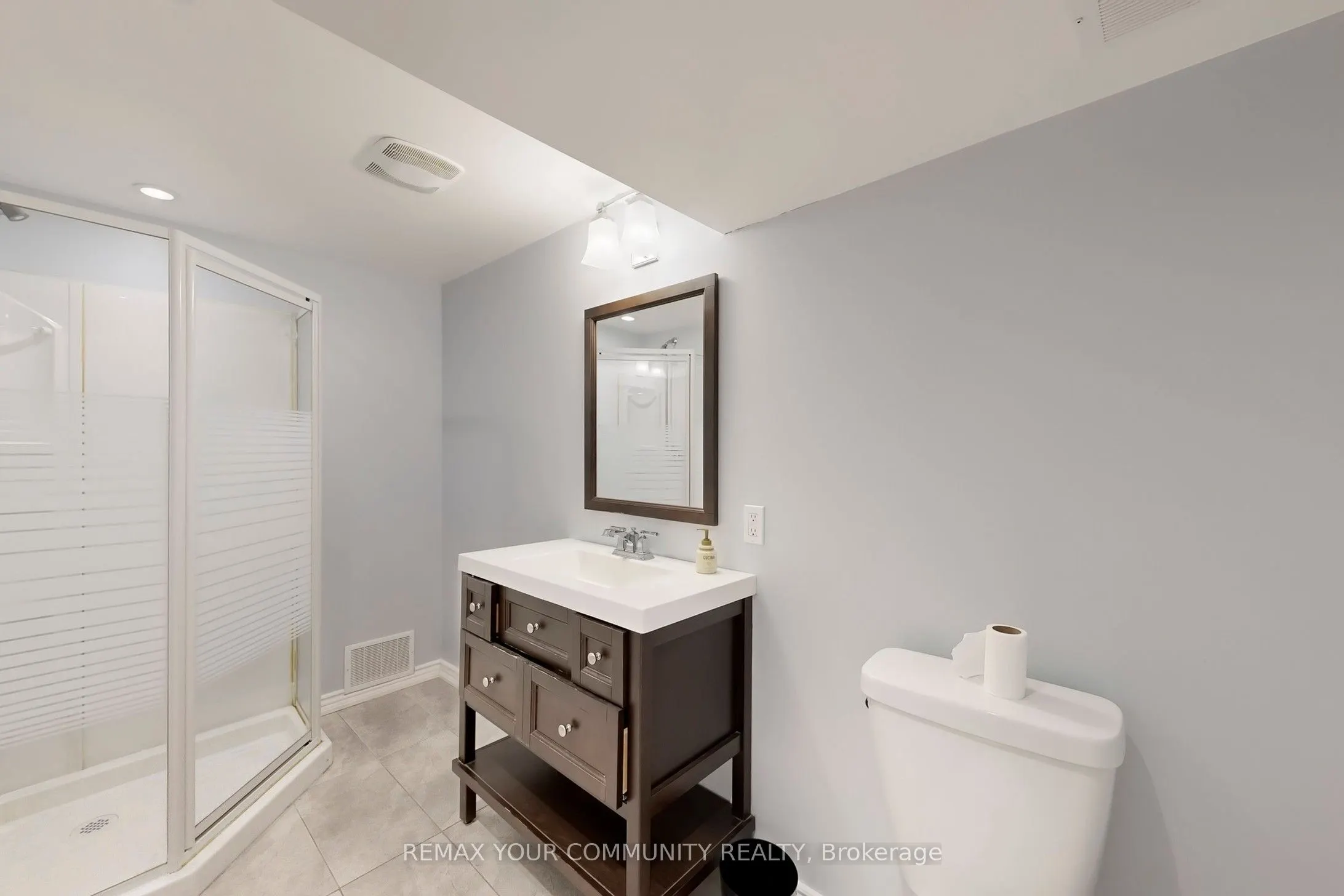 8 Westacott Avenue