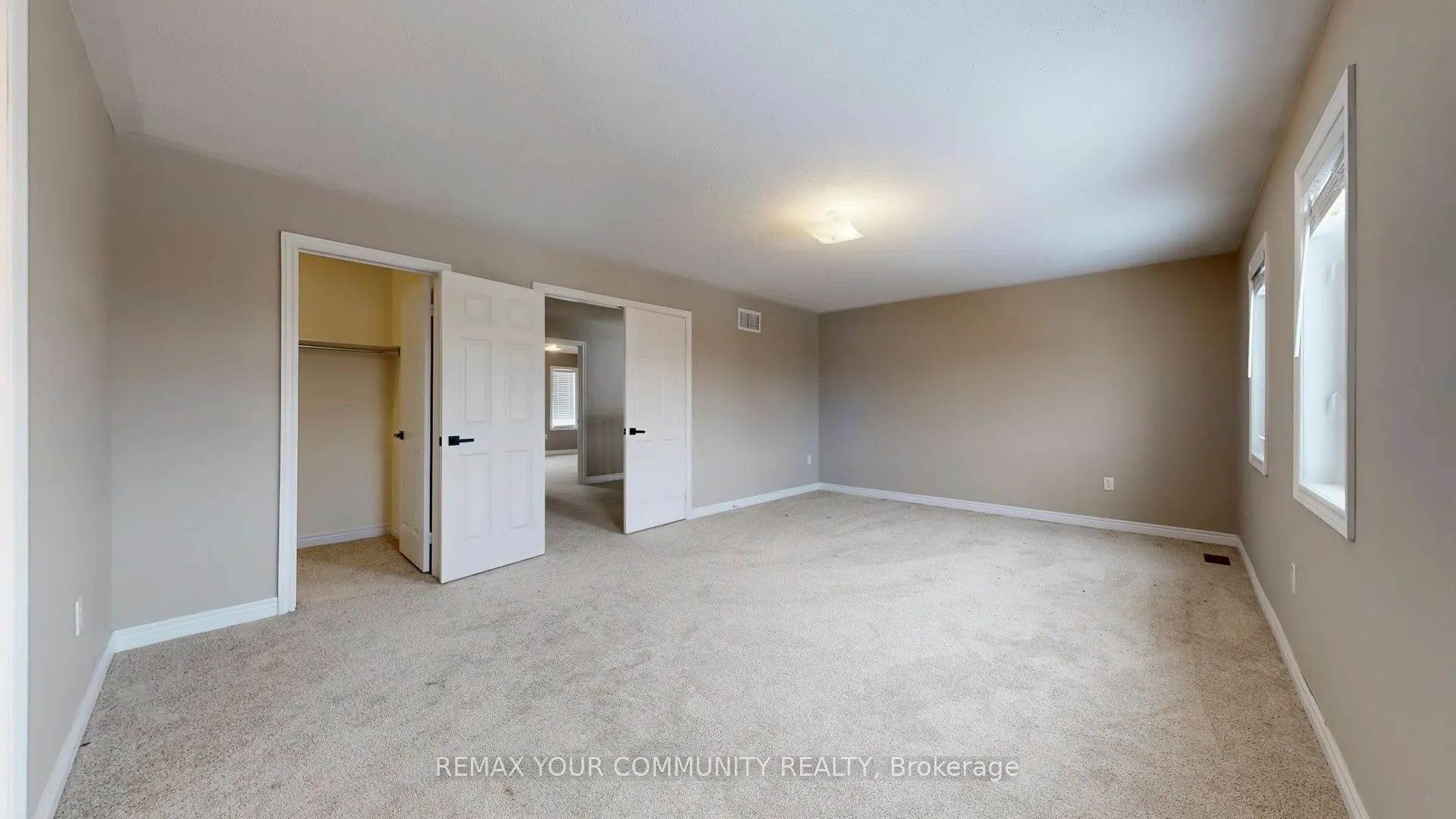 8 Westacott Avenue