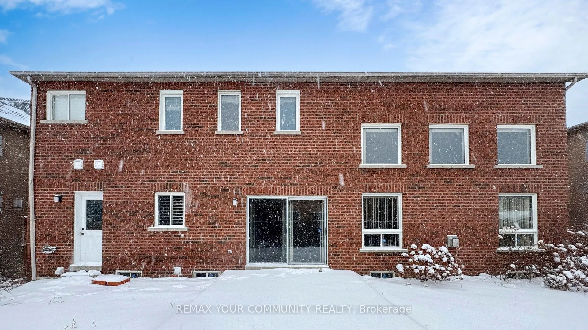 8 Westacott Avenue