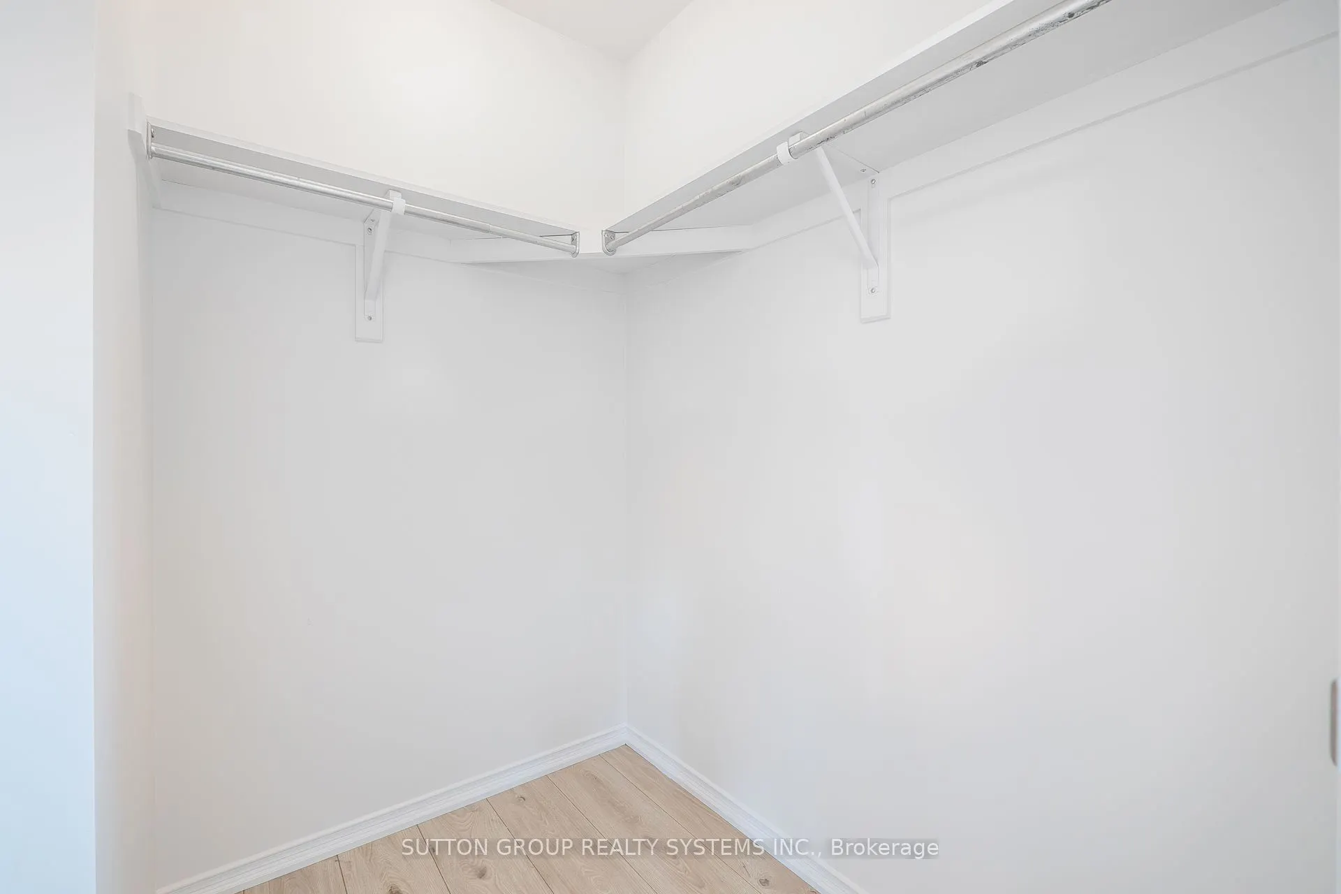 165 Dance Act Avenue