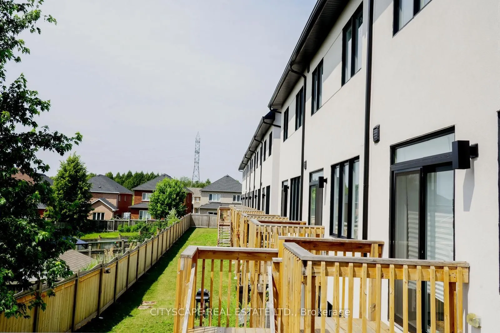 19 Lively Way
