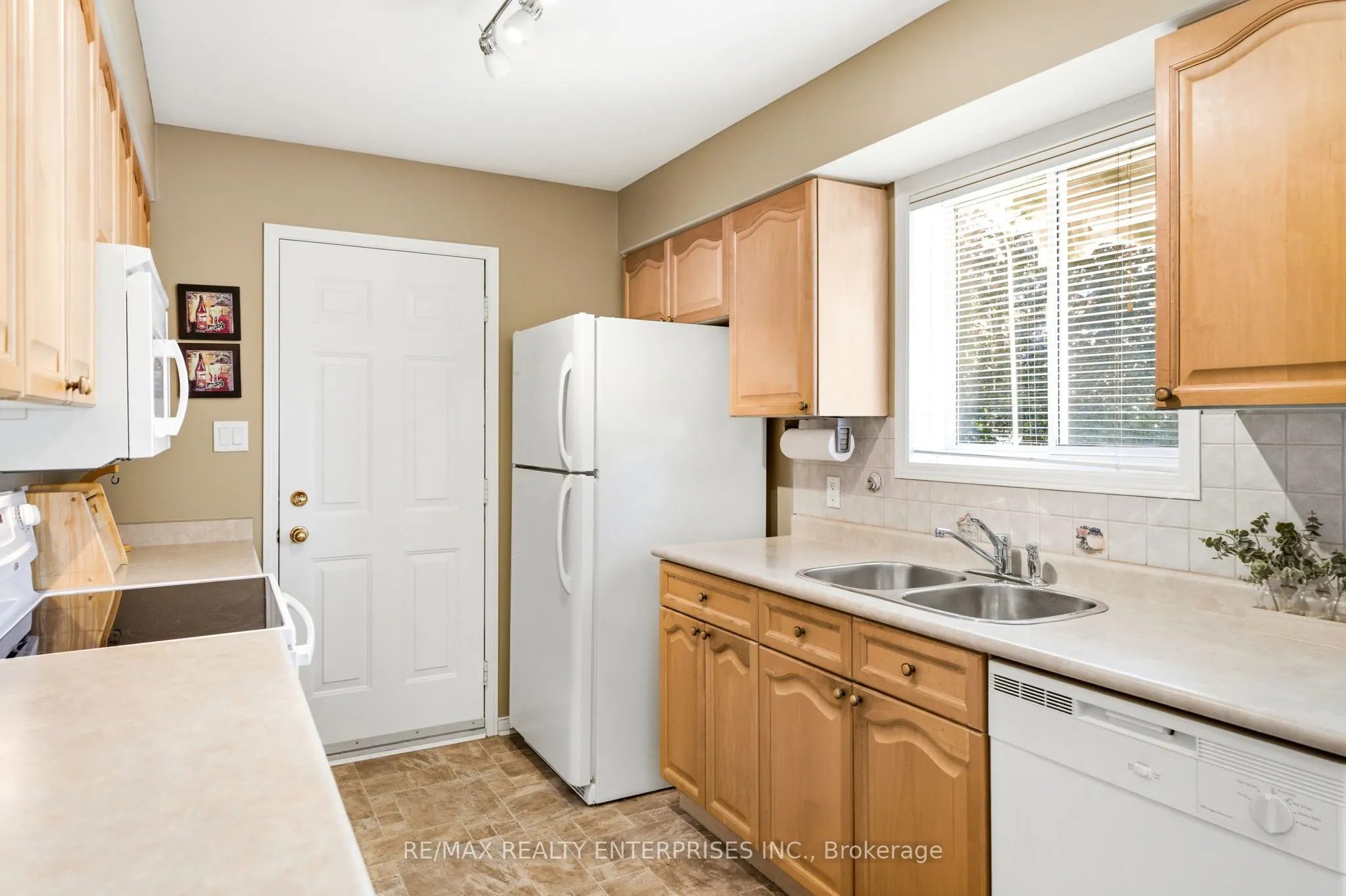 1 Huron Court