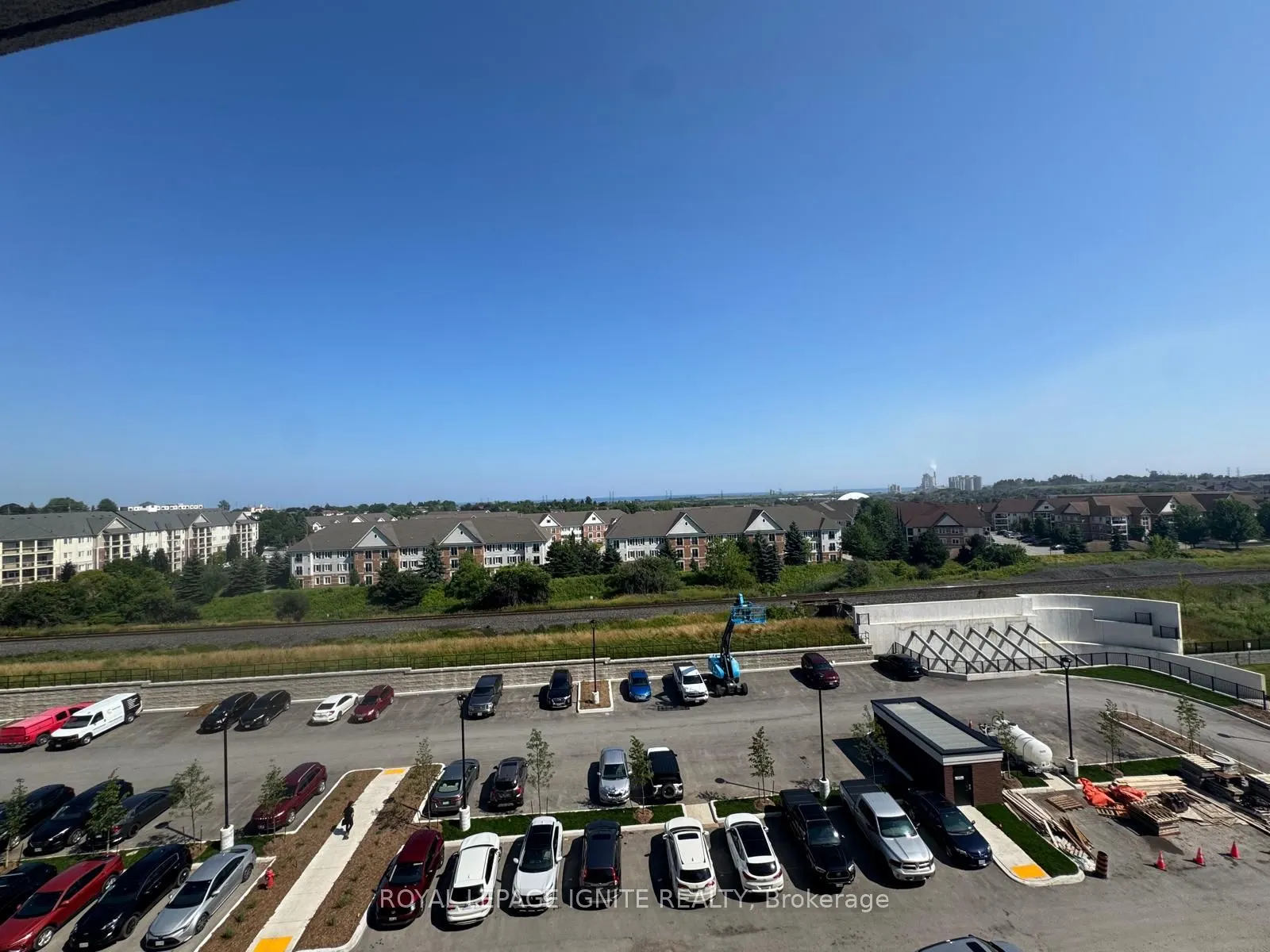 51 Clarington Boulevard #627