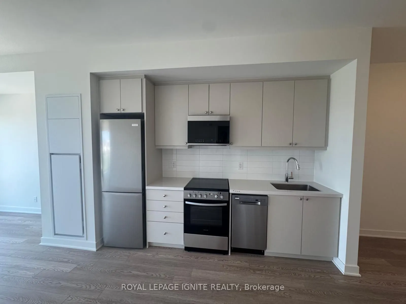 51 Clarington Boulevard #627