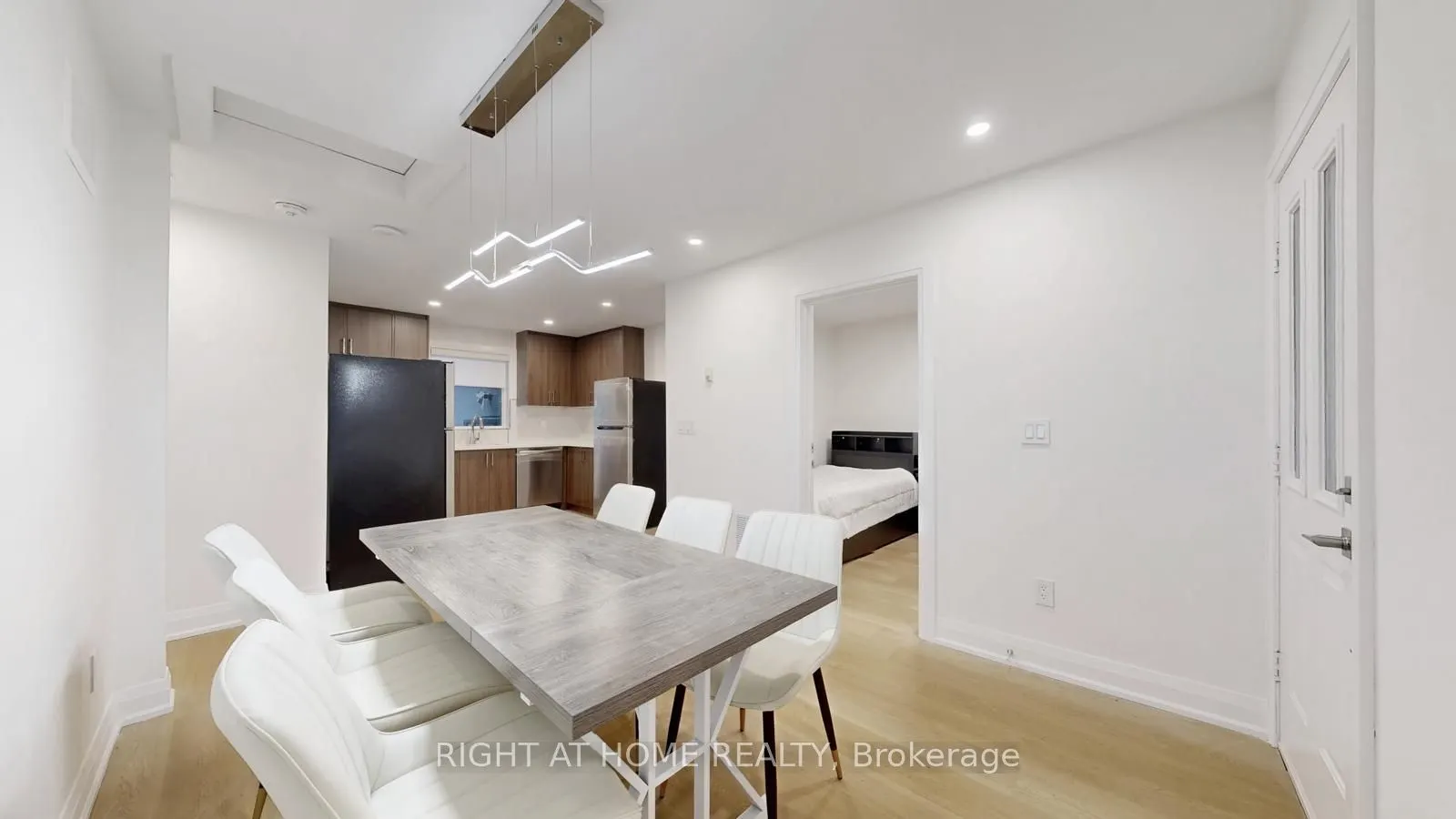 61 Gladys Road