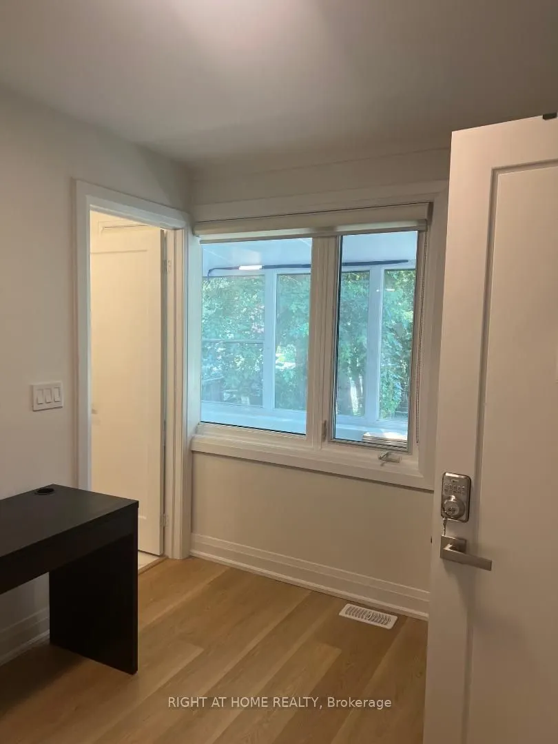 61 Gladys Road