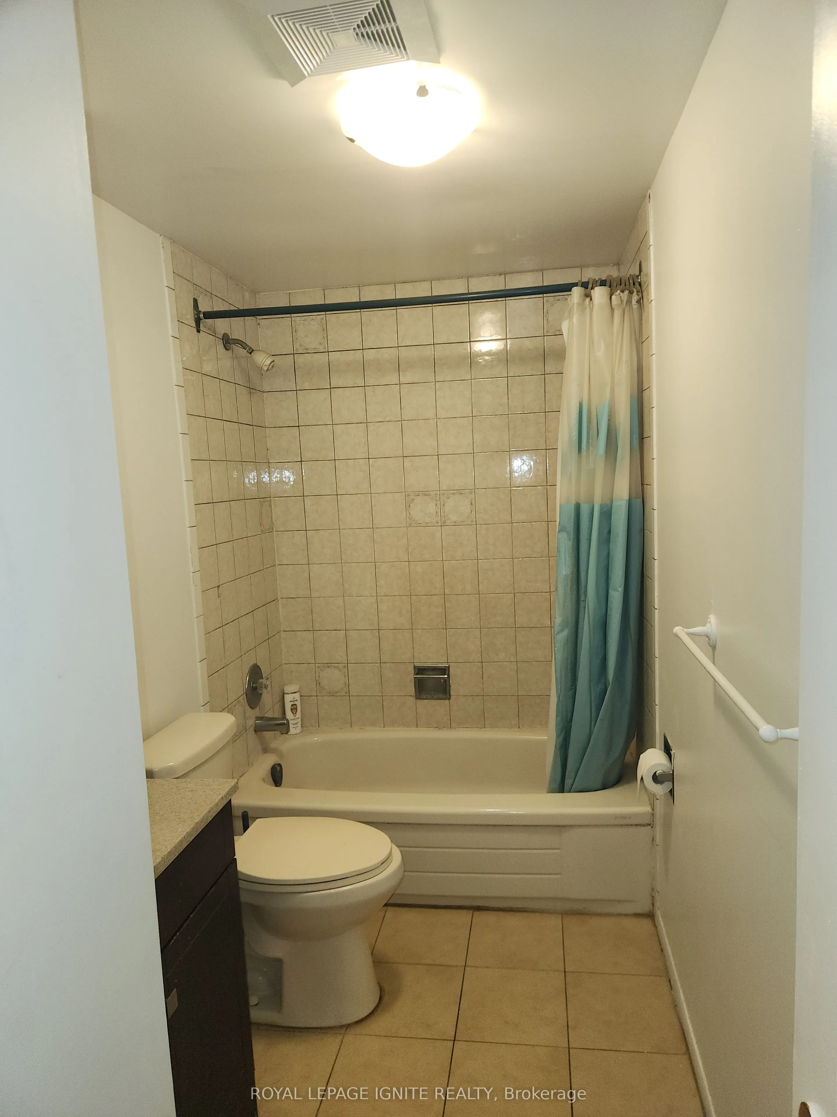 33 Lysander Court