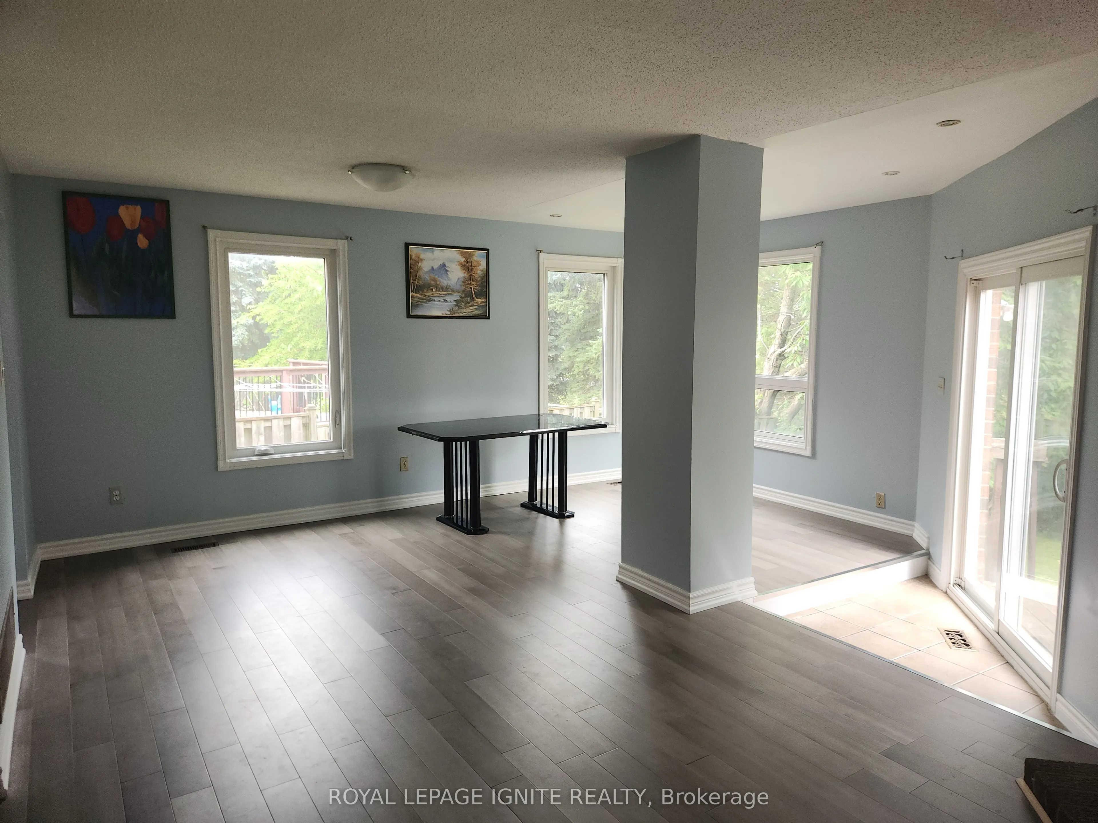 33 Lysander Court