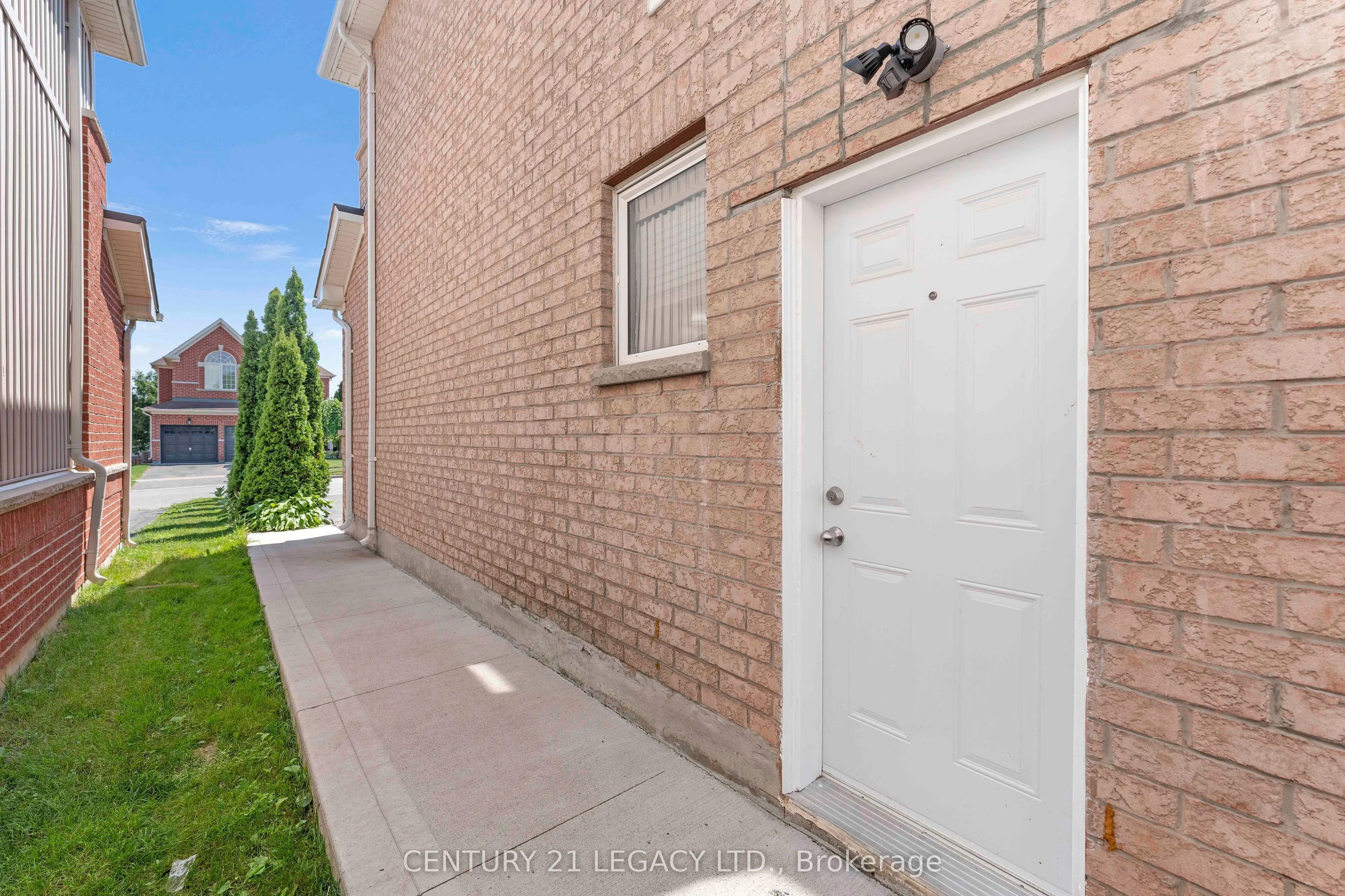 1296 Tall Pine Avenue