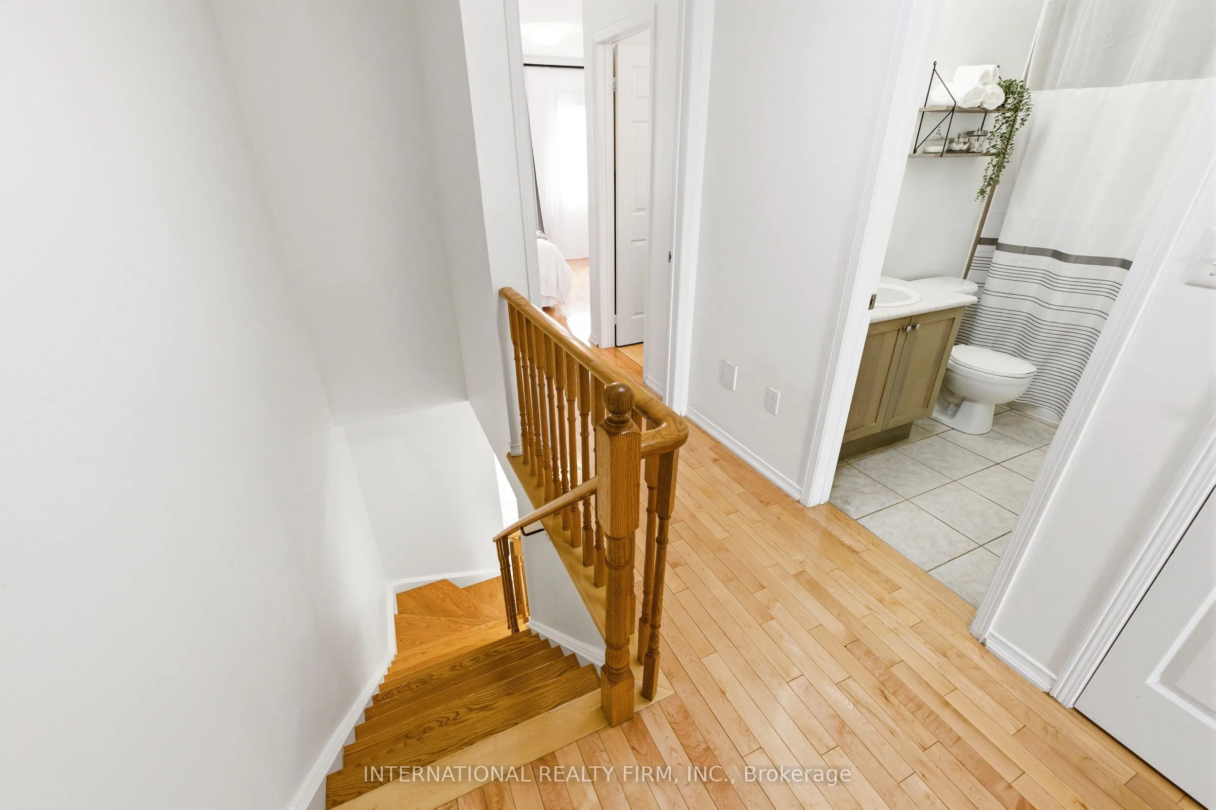 35 Ventura Lane