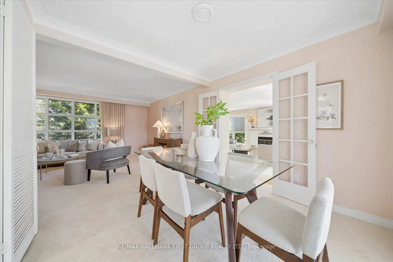 525 Myrtle Road W