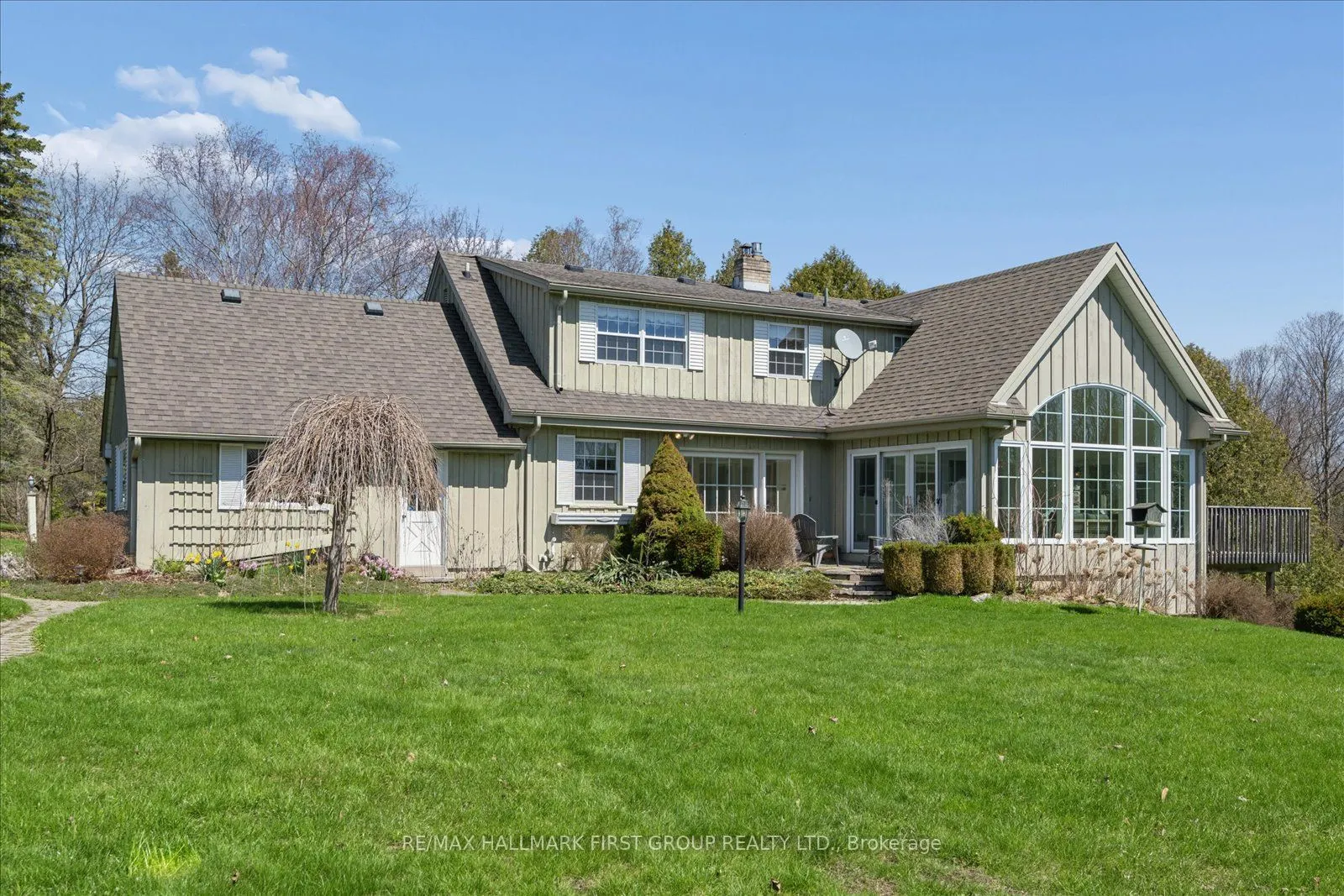 525 Myrtle Road W