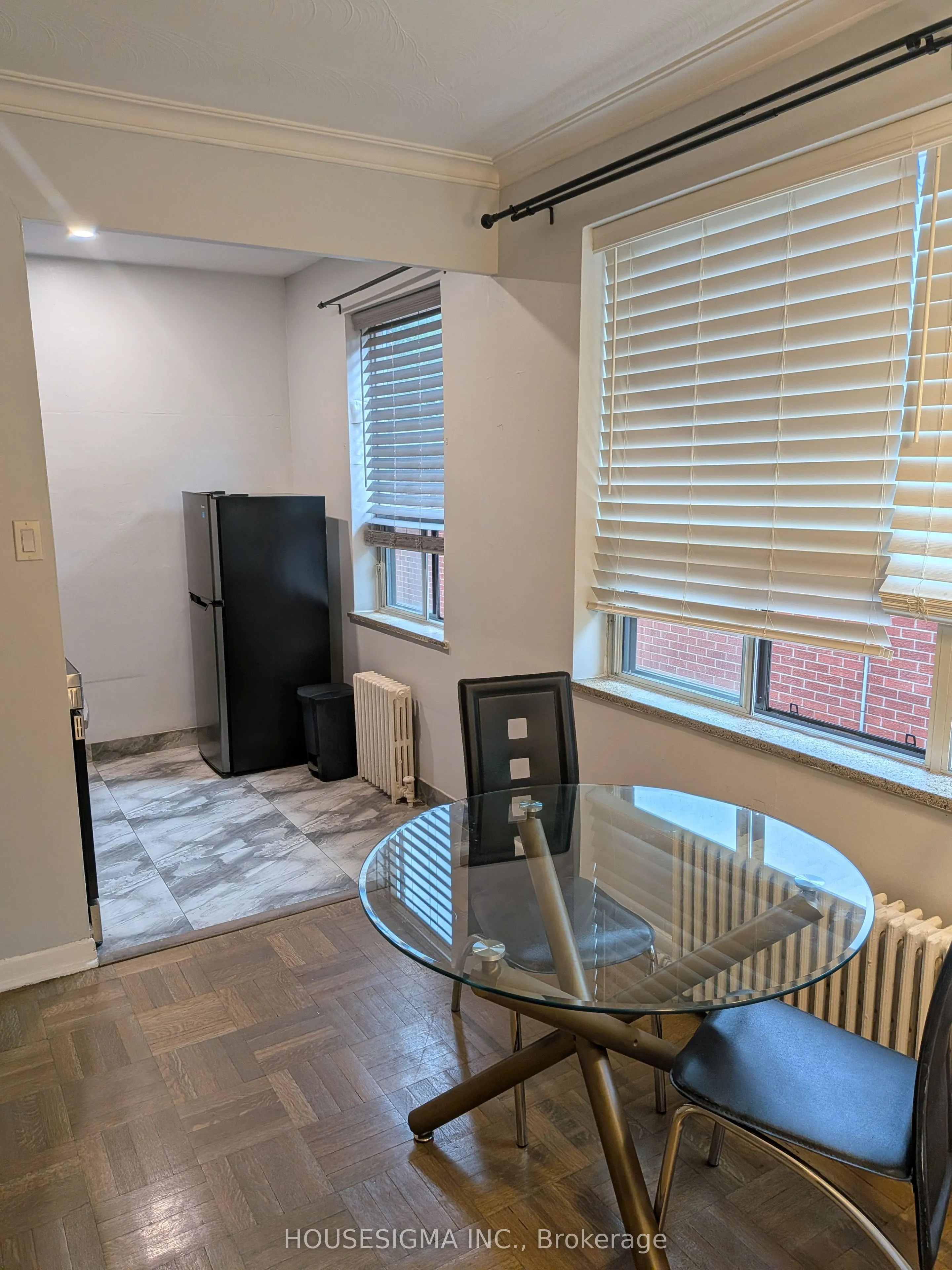 117 Cosburn Avenue #202
