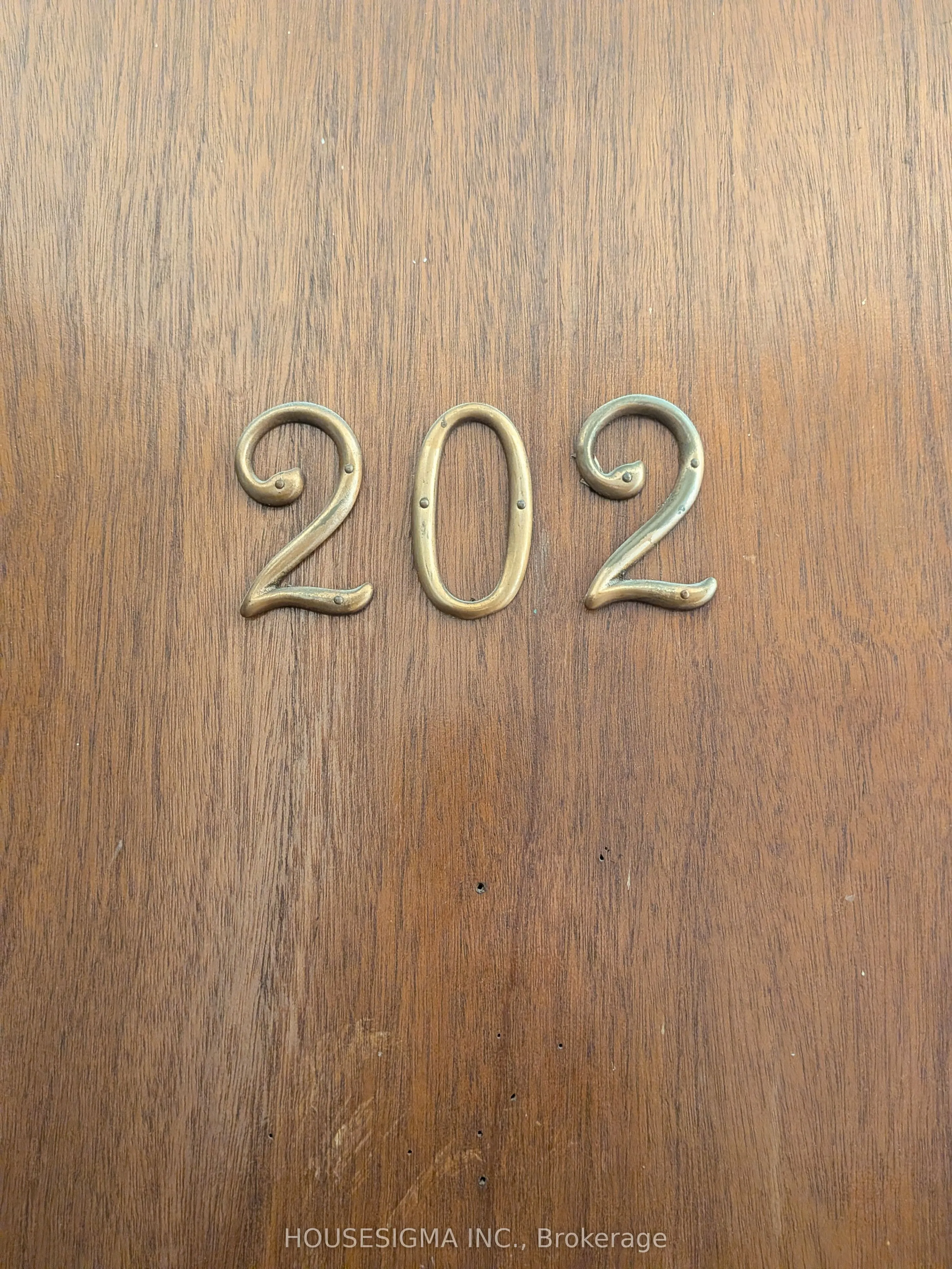 117 Cosburn Avenue #202