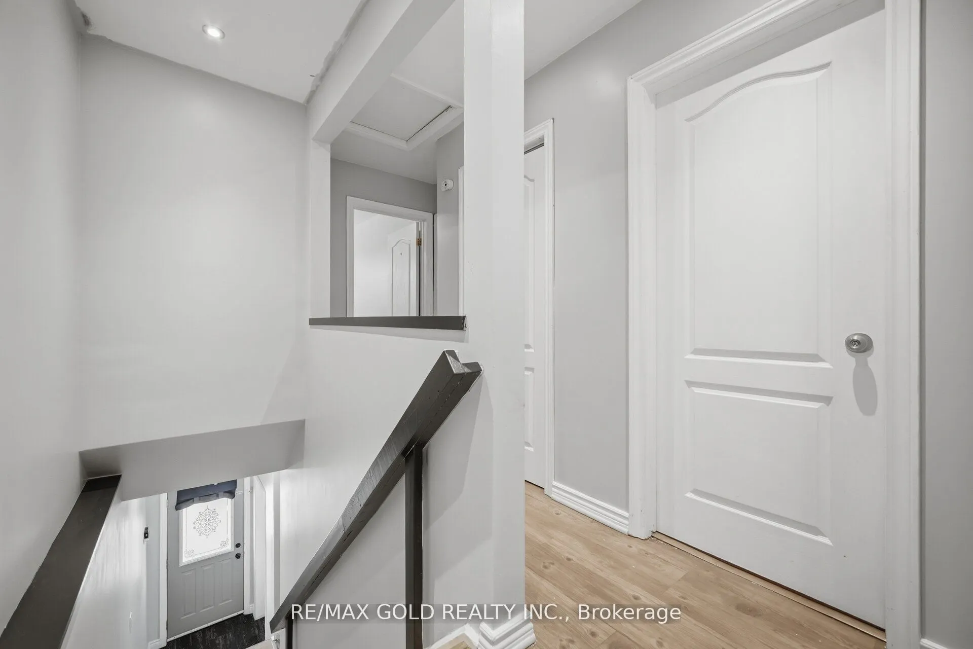 784 Douglas Street
