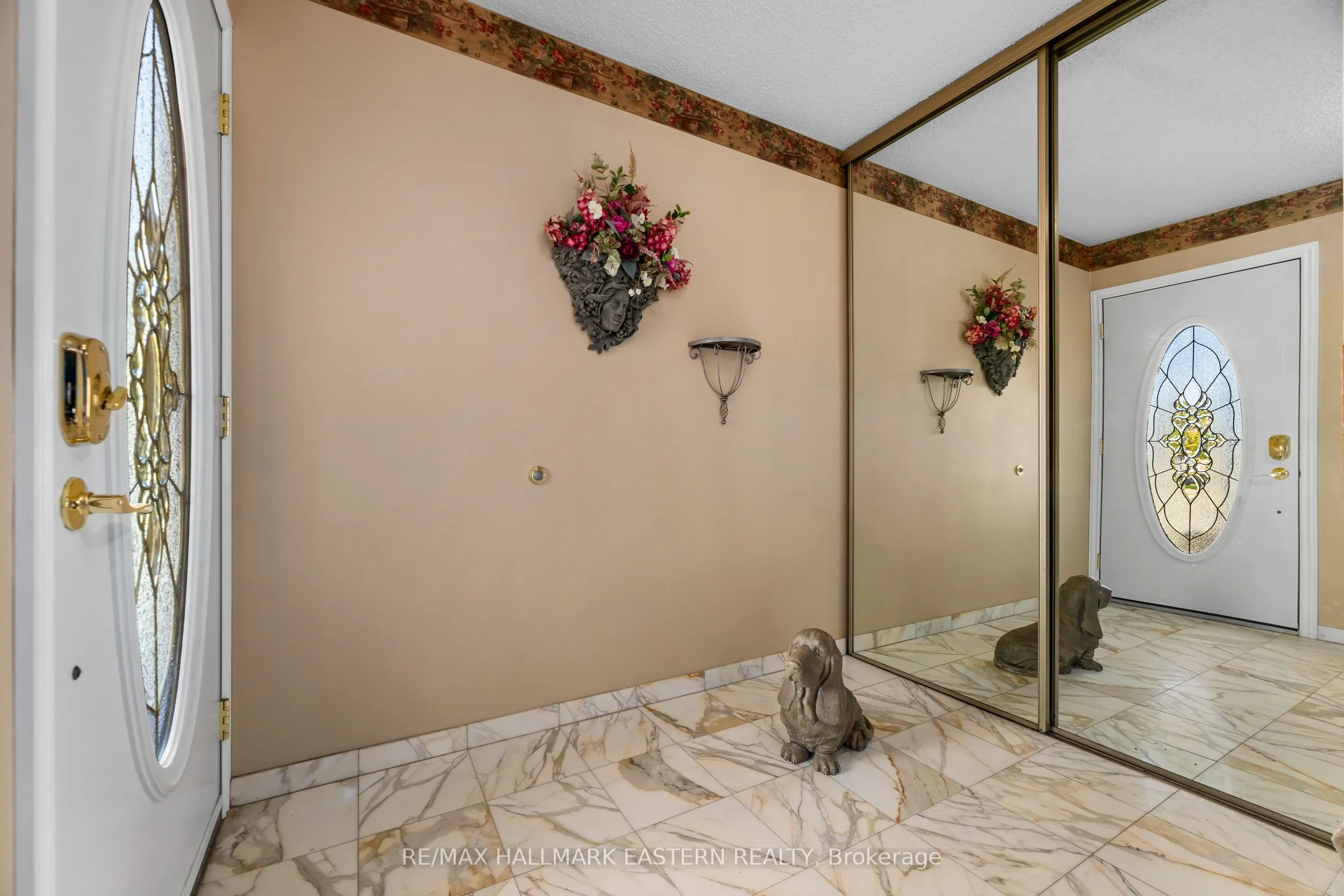 1003 Renaissance Drive