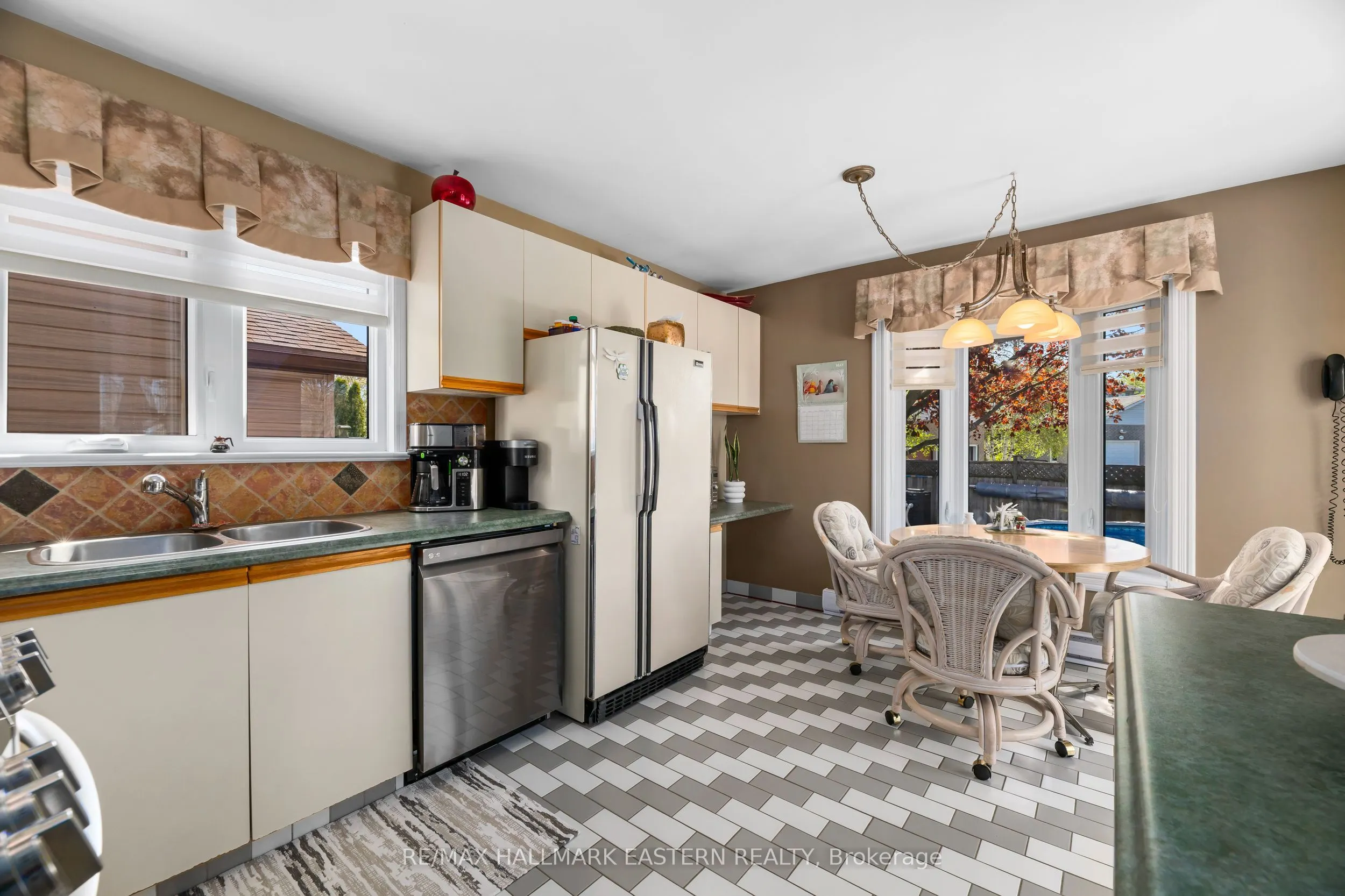 1003 Renaissance Drive