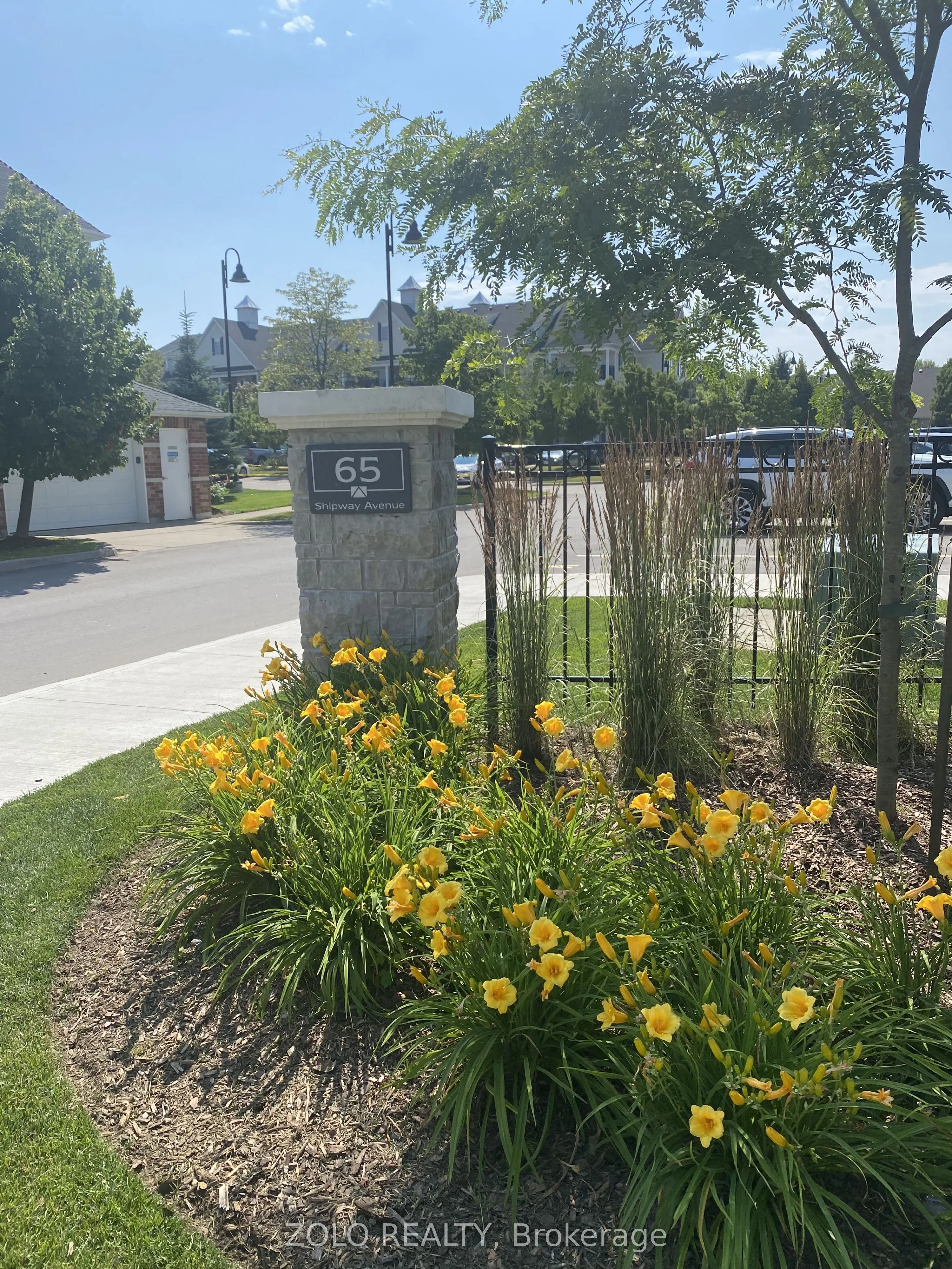 65 Shipway Avenue #111