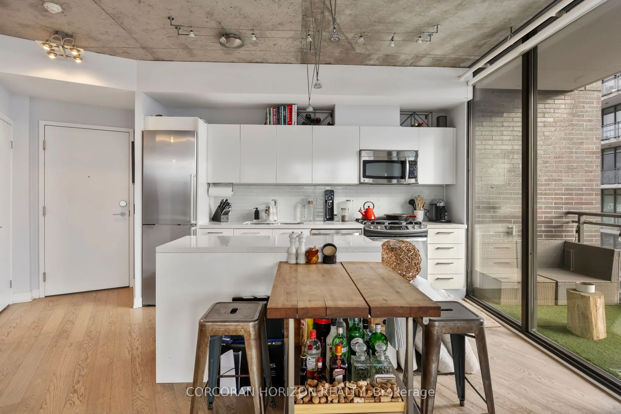 1201 Dundas Street E #503