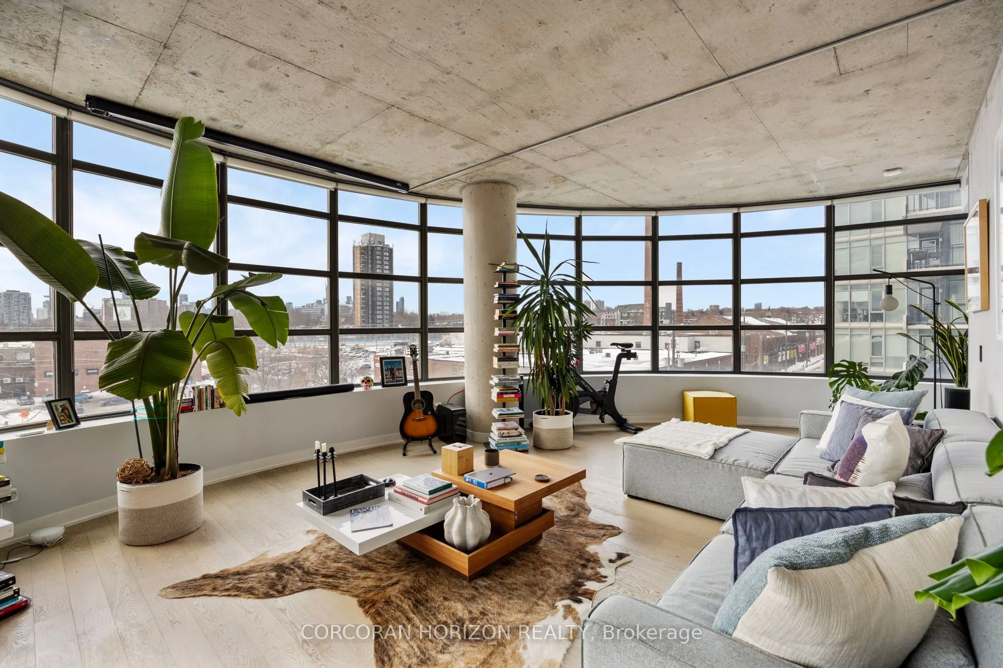 1201 Dundas Street E #503