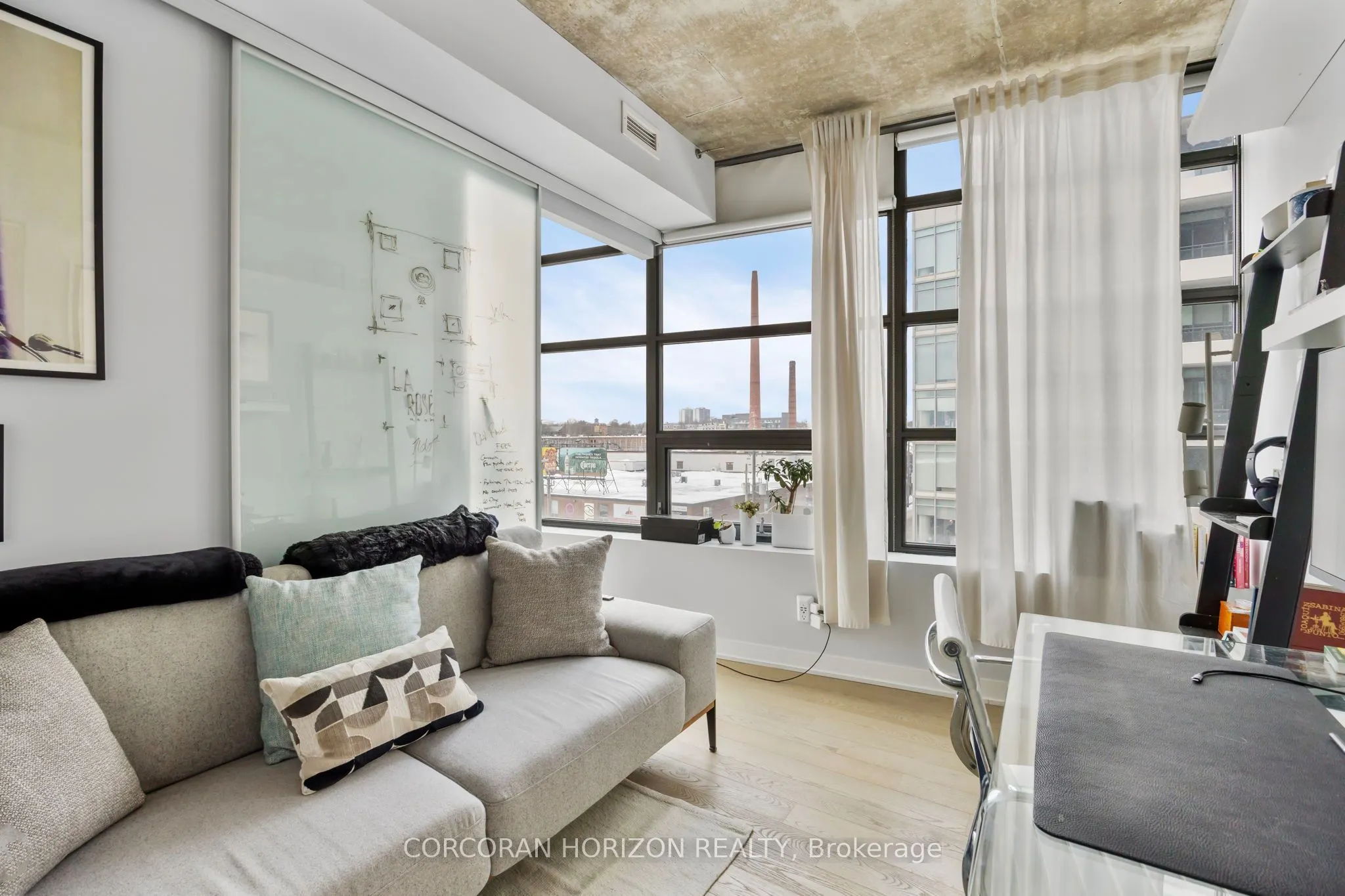 1201 Dundas Street E #503
