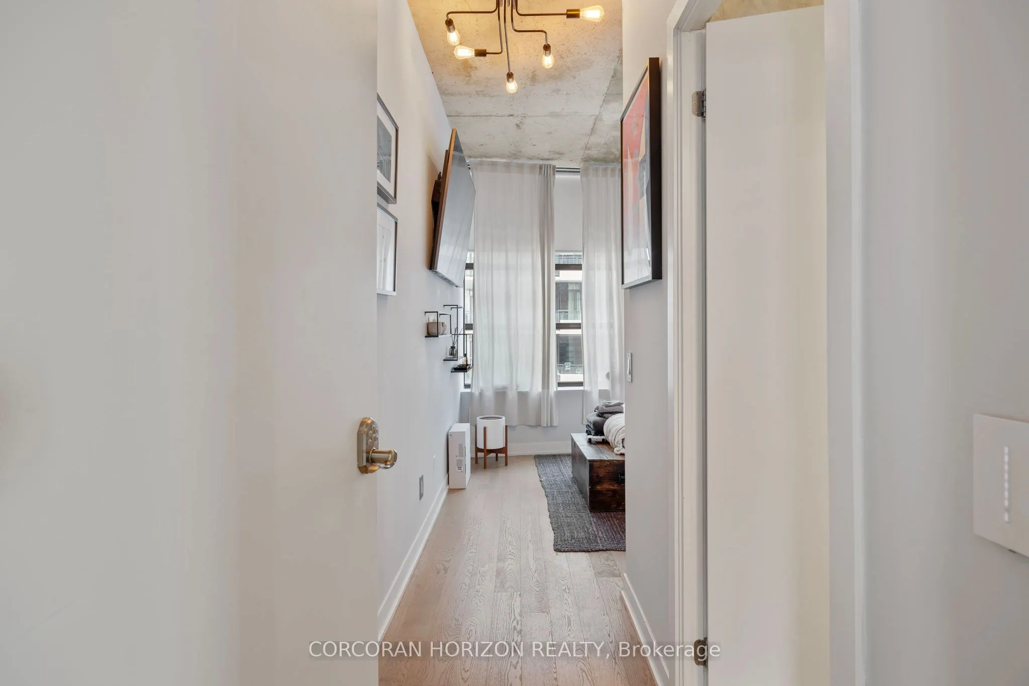 1201 Dundas Street E #503