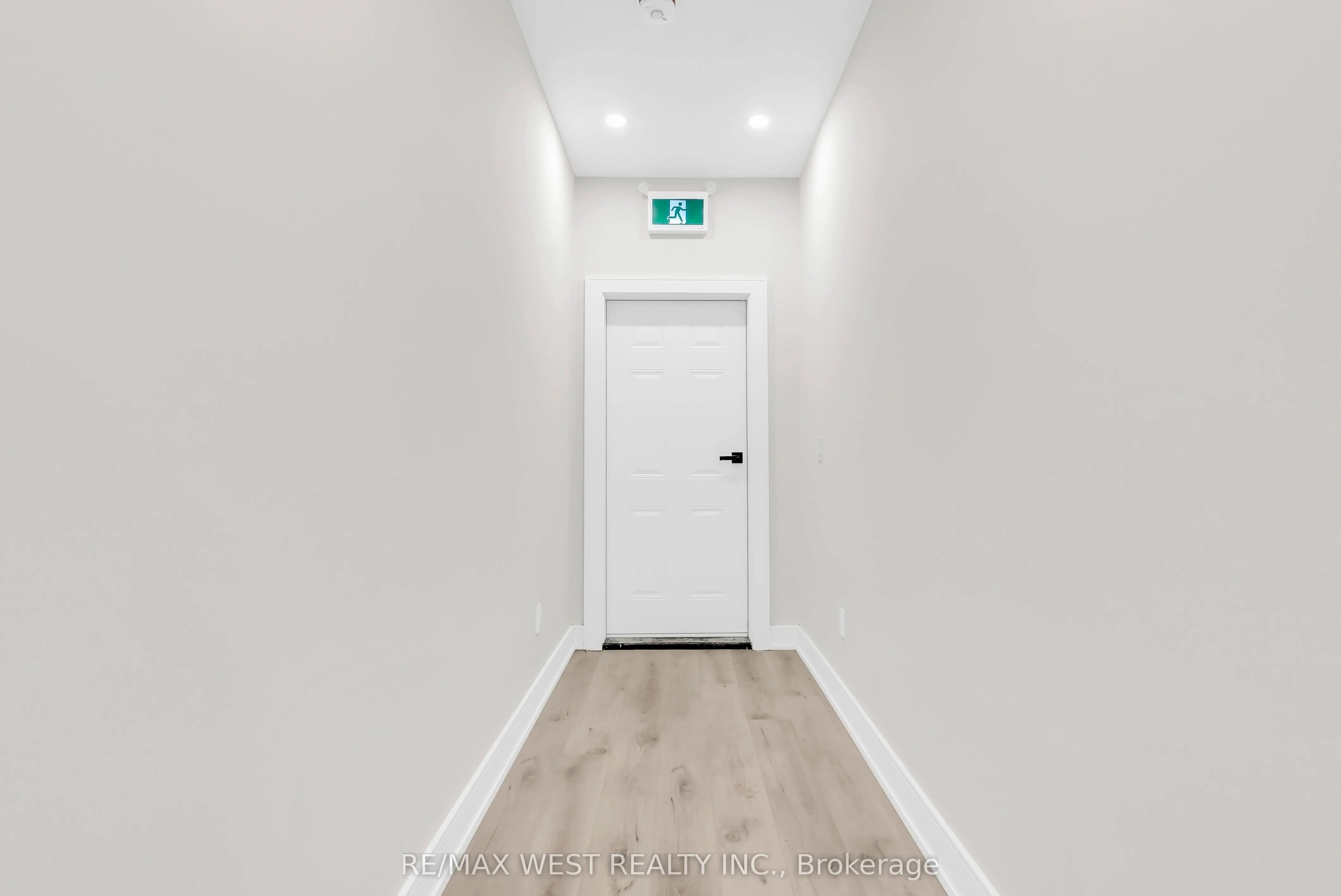 36 Park Road S