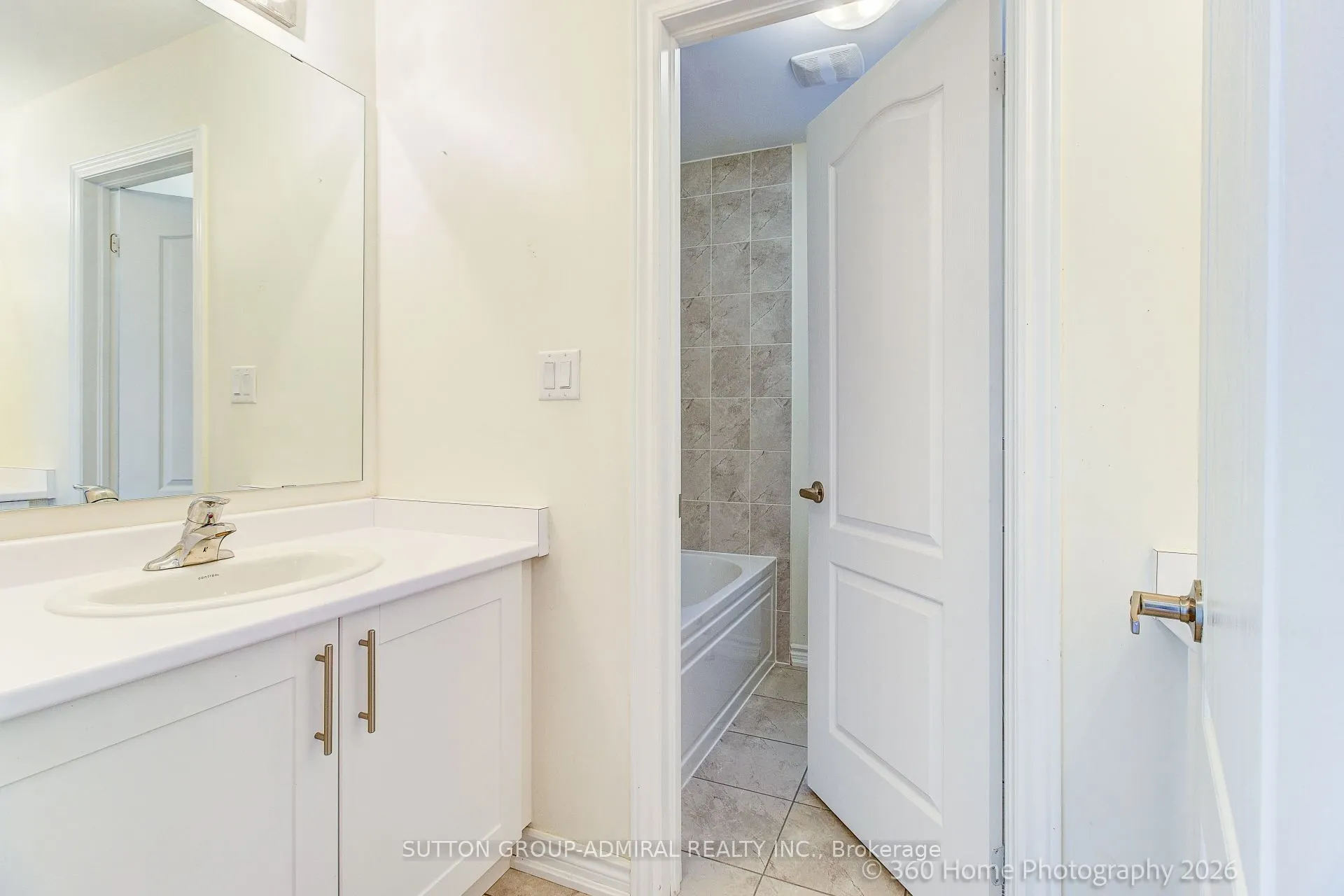 1186 Rexton Drive