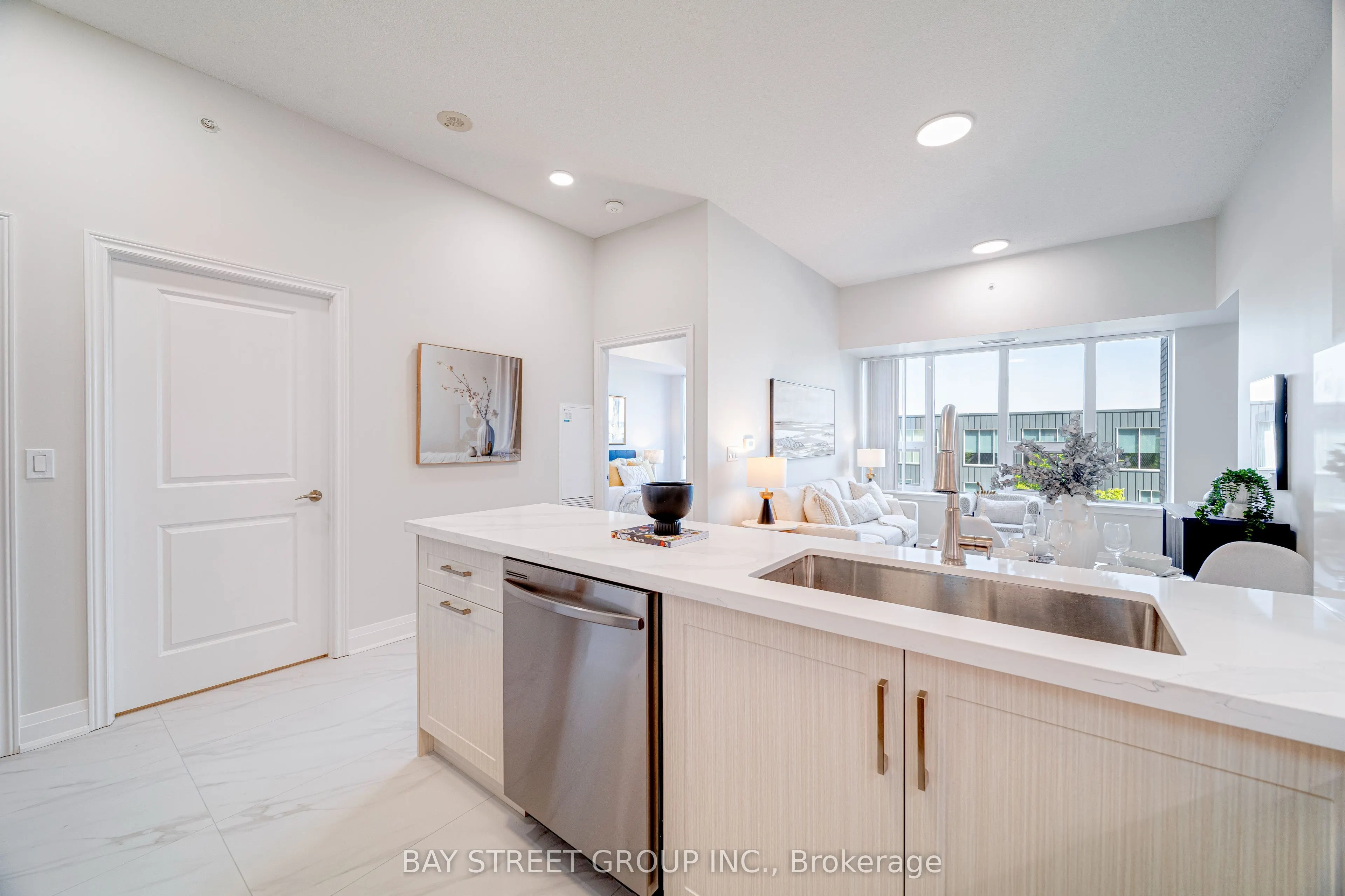 1038 Mcnicoll Avenue #218