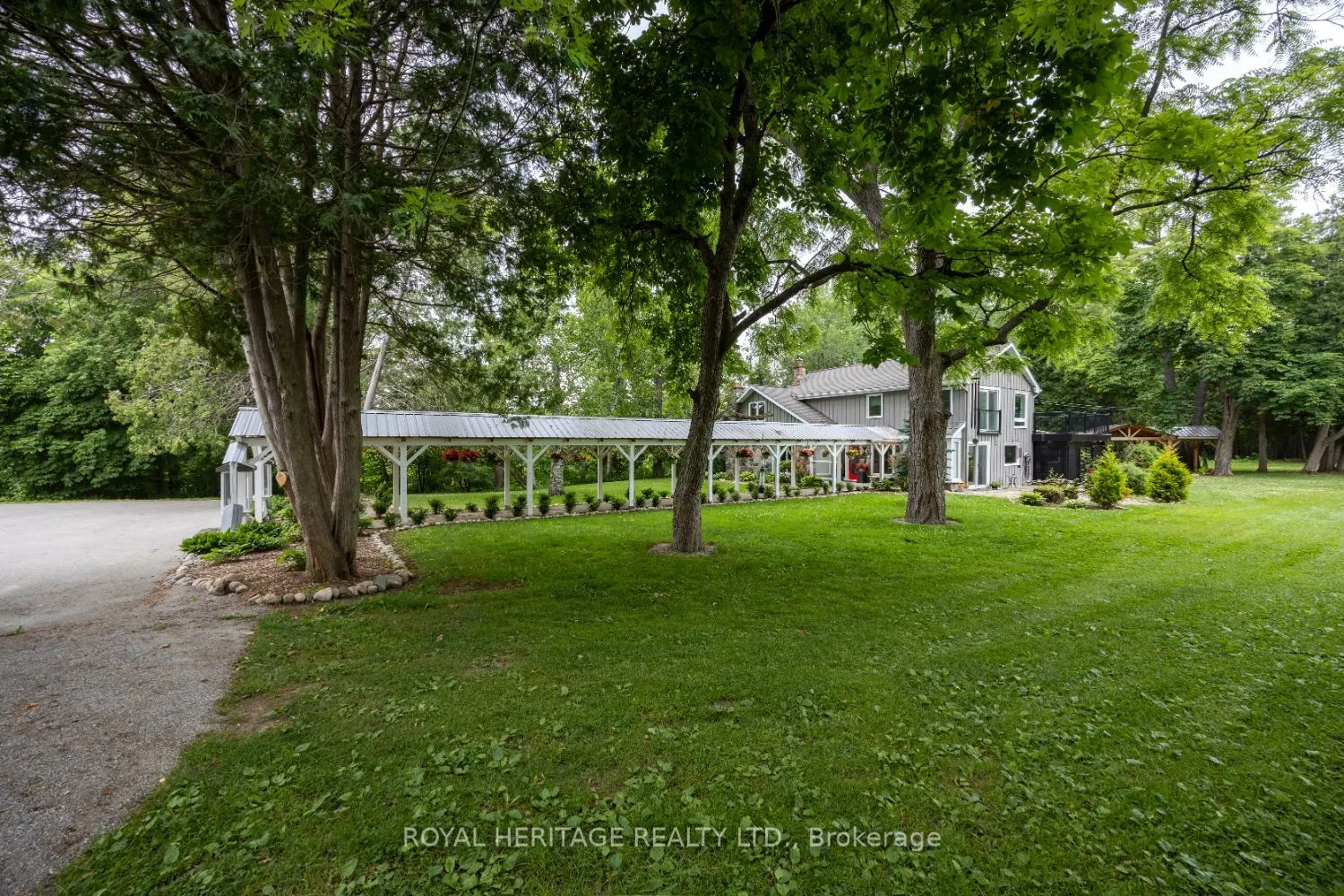 4395 Westney Road N