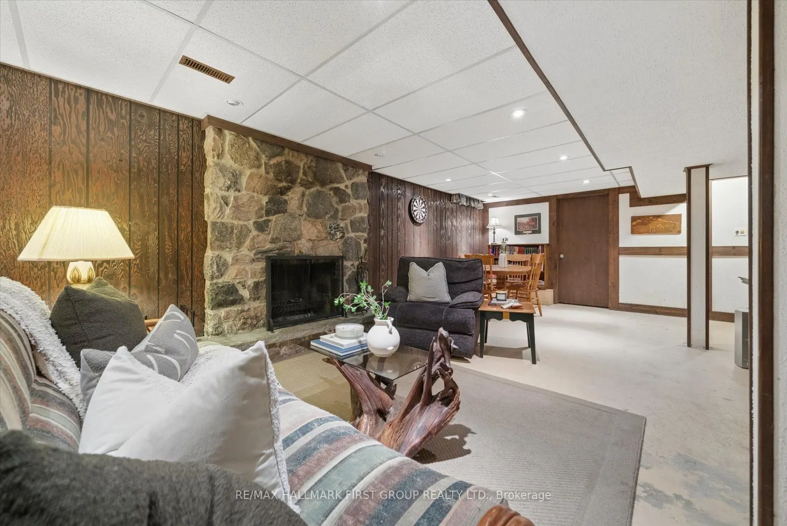 648 Creekview Circle
