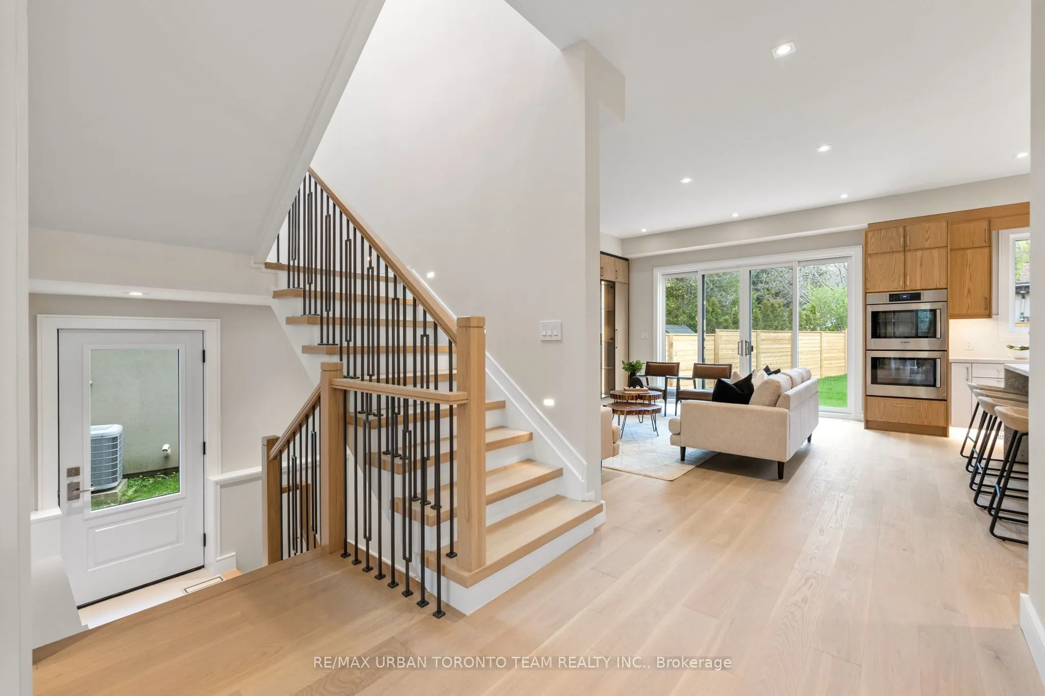 4 Drake Crescent