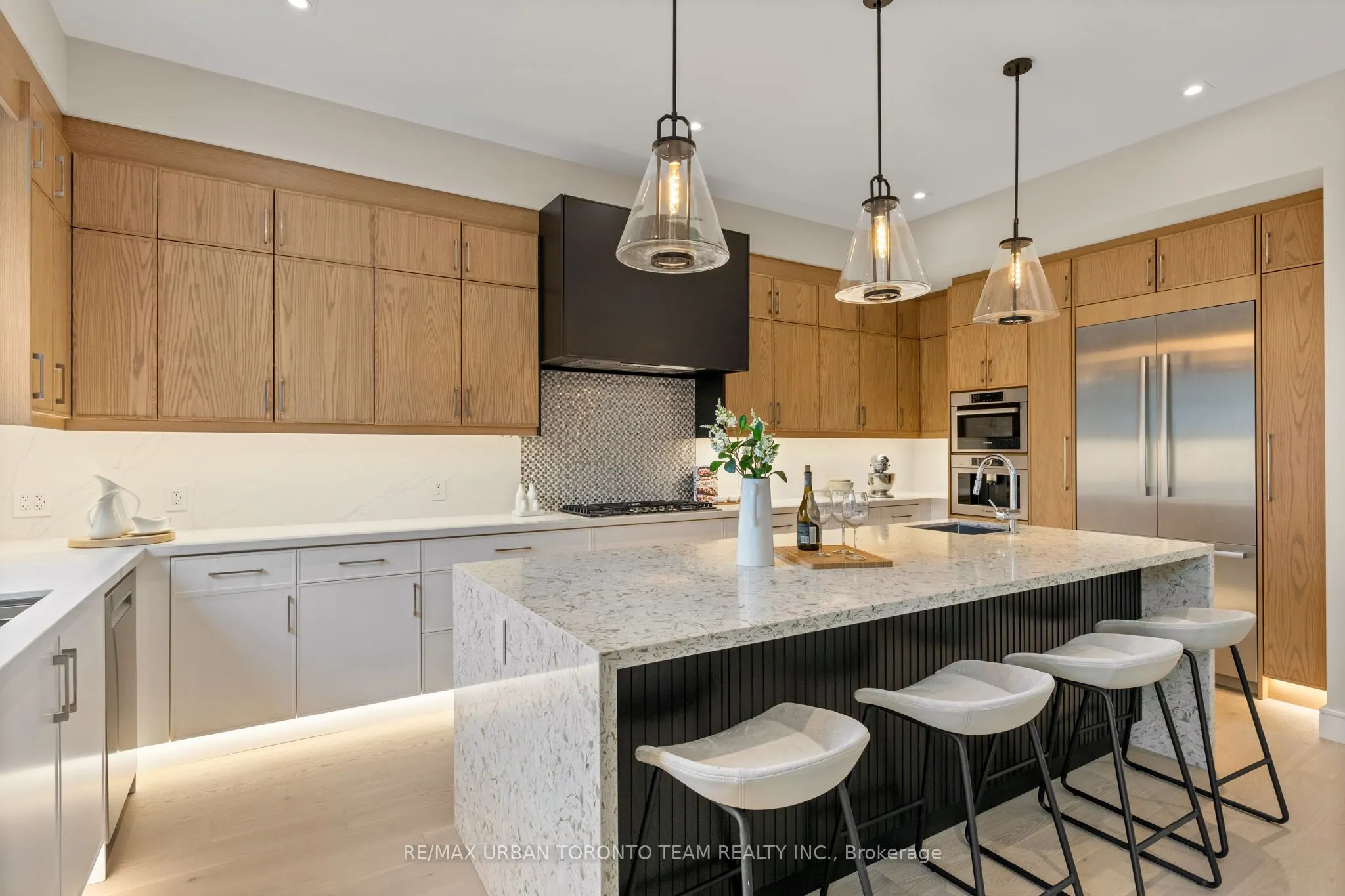 4 Drake Crescent