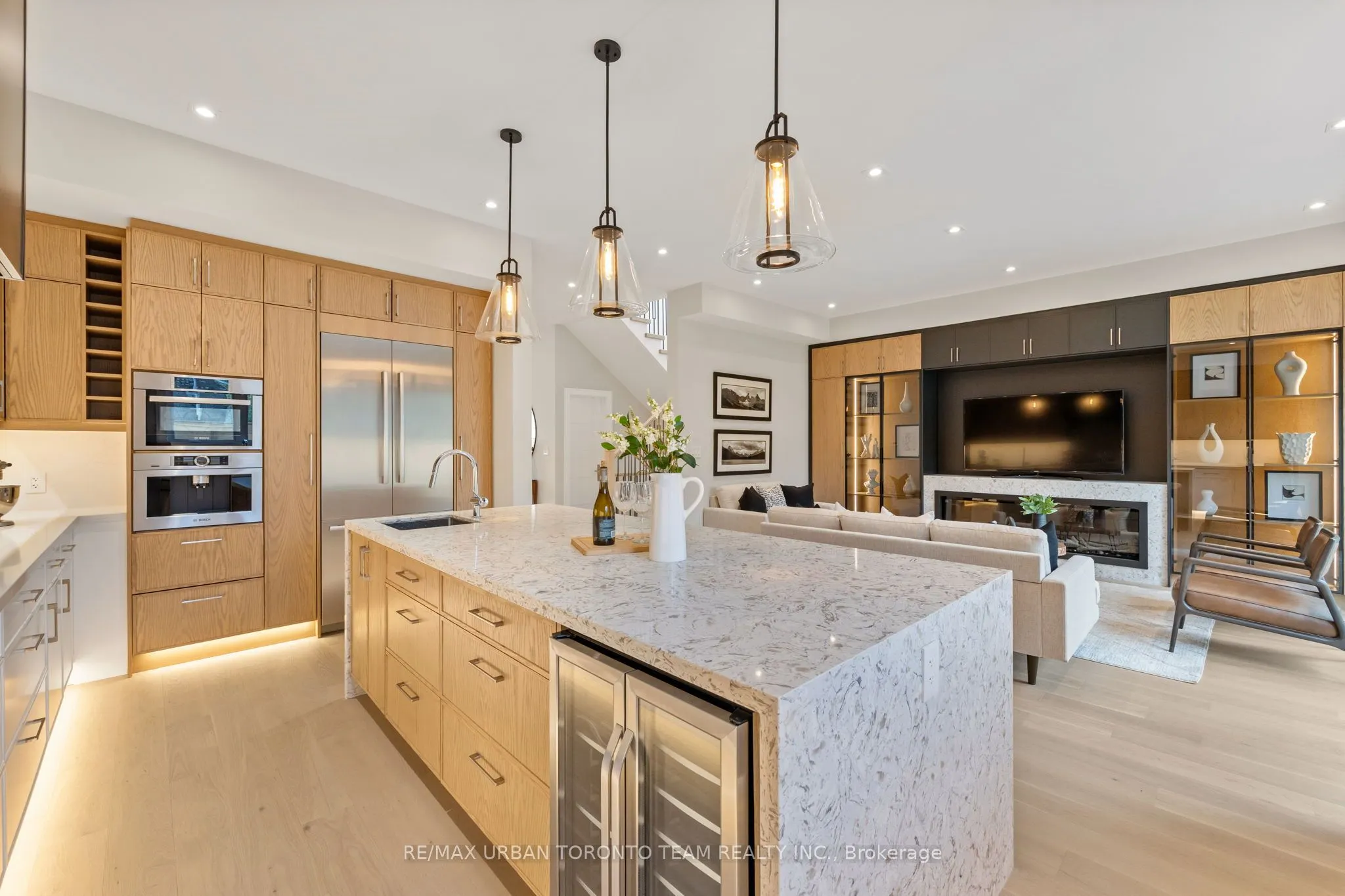 4 Drake Crescent