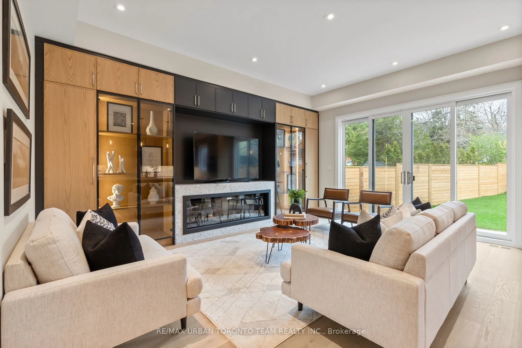 4 Drake Crescent
