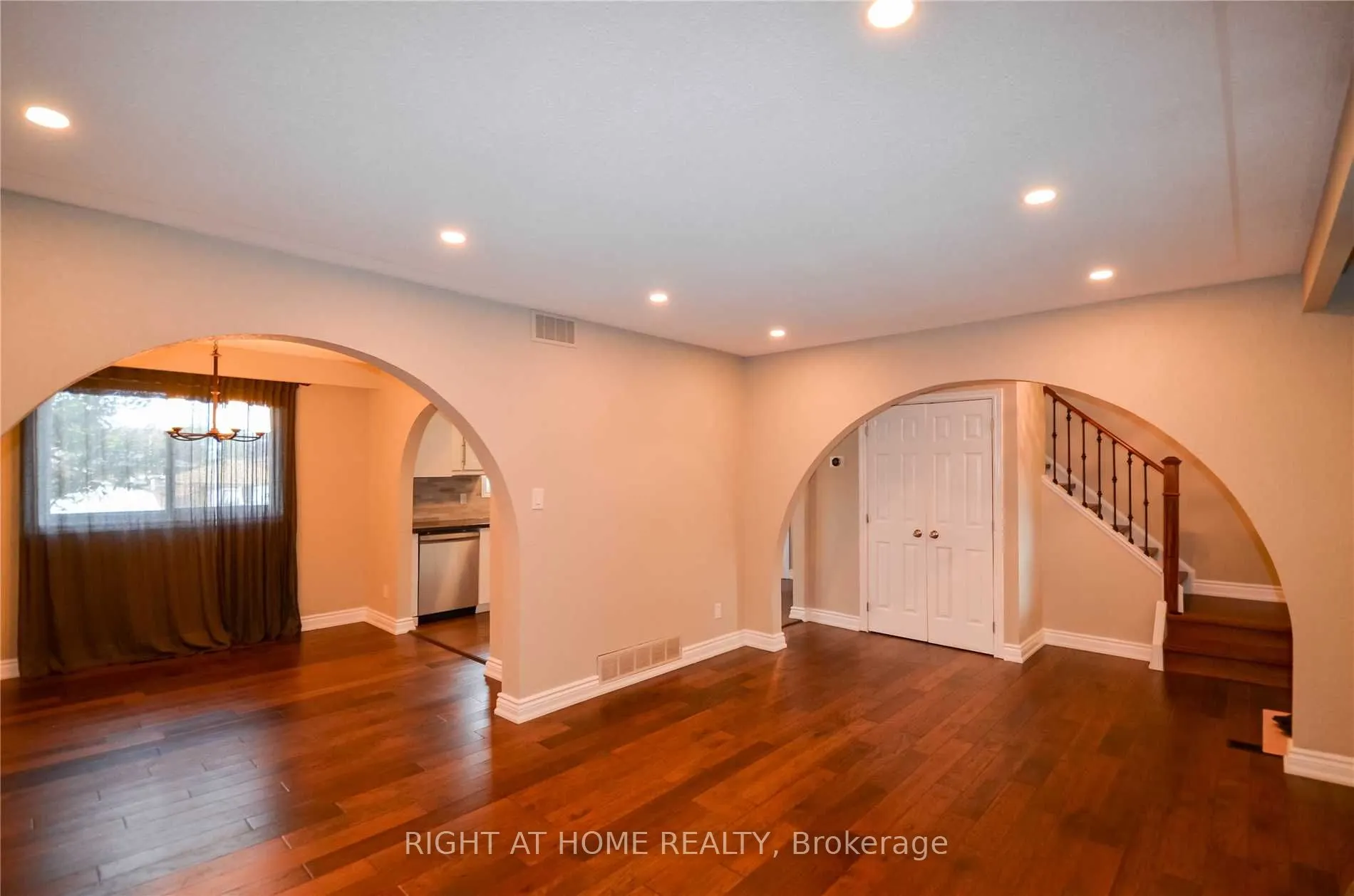 11 Kinnison Court