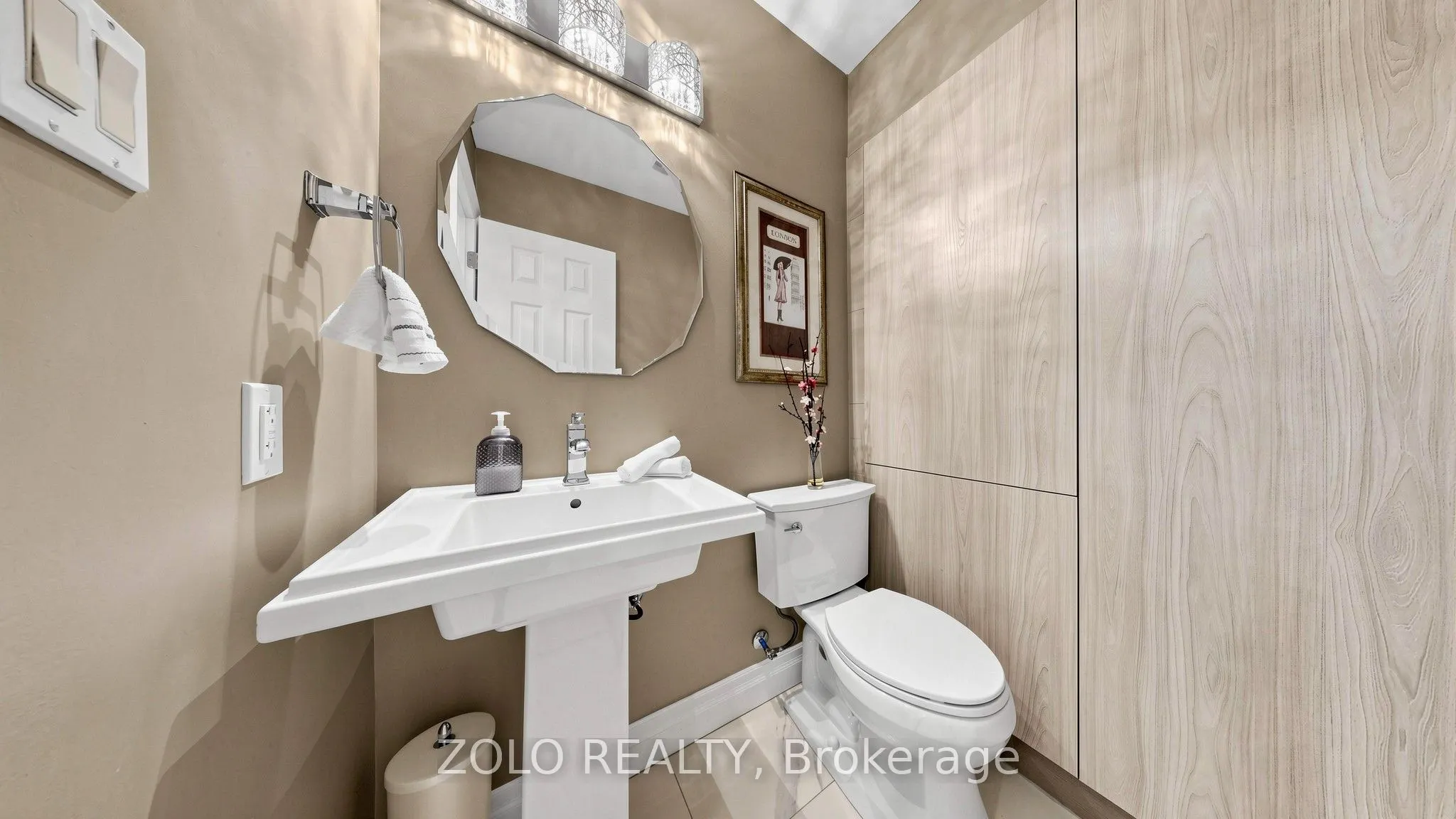 41 Meadowcliffe Drive
