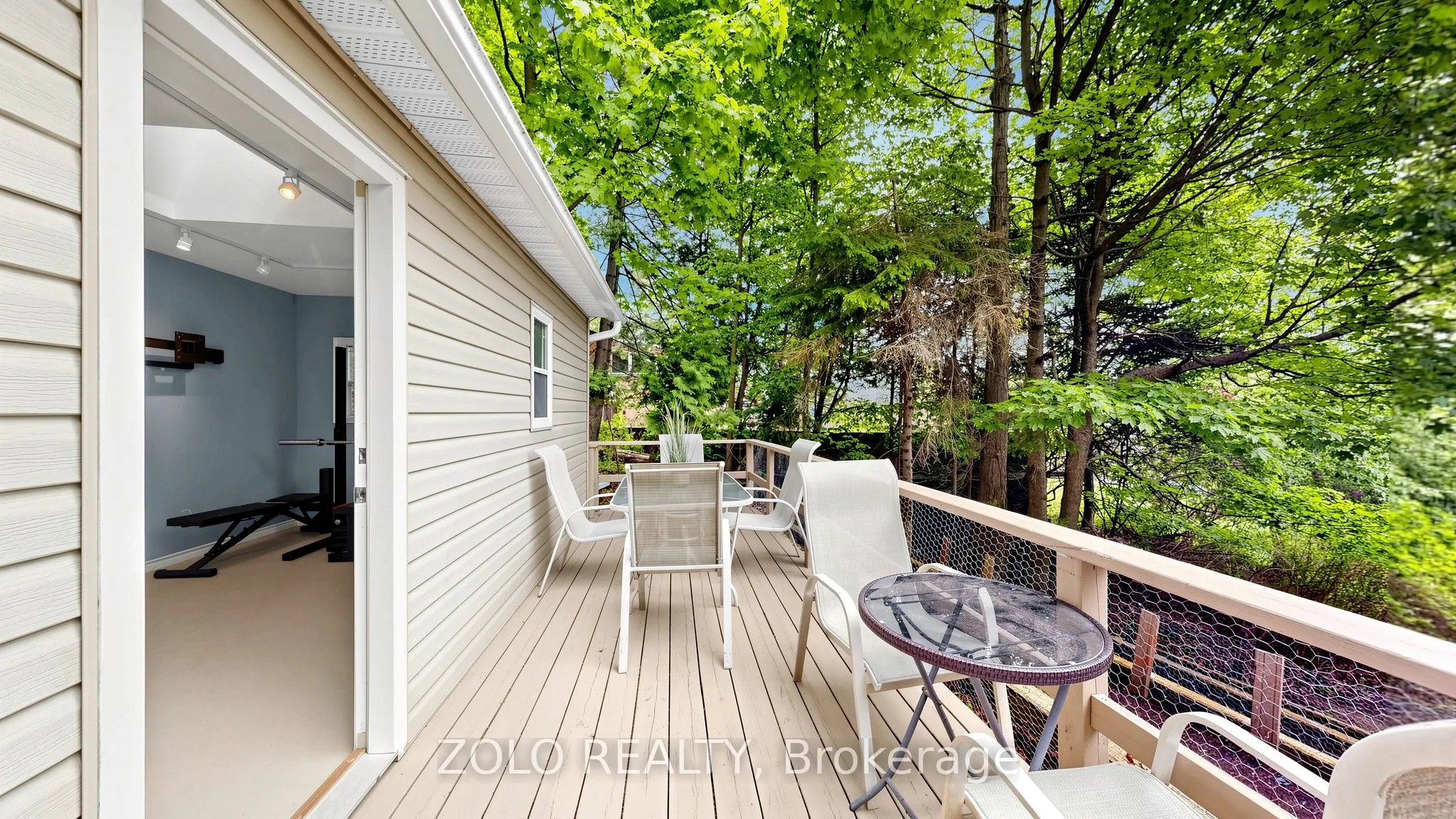 41 Meadowcliffe Drive