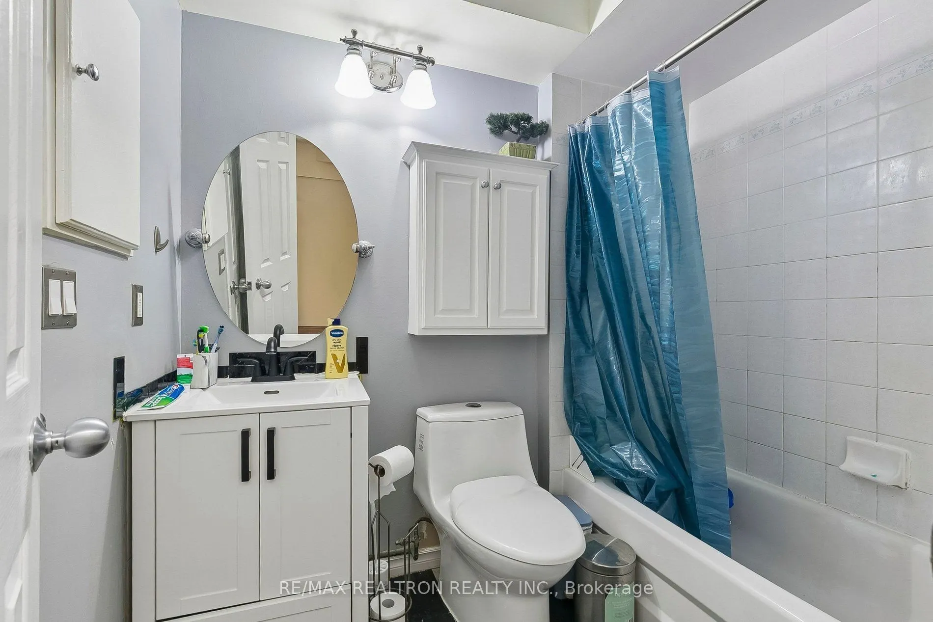 25 Hedge End Road #92