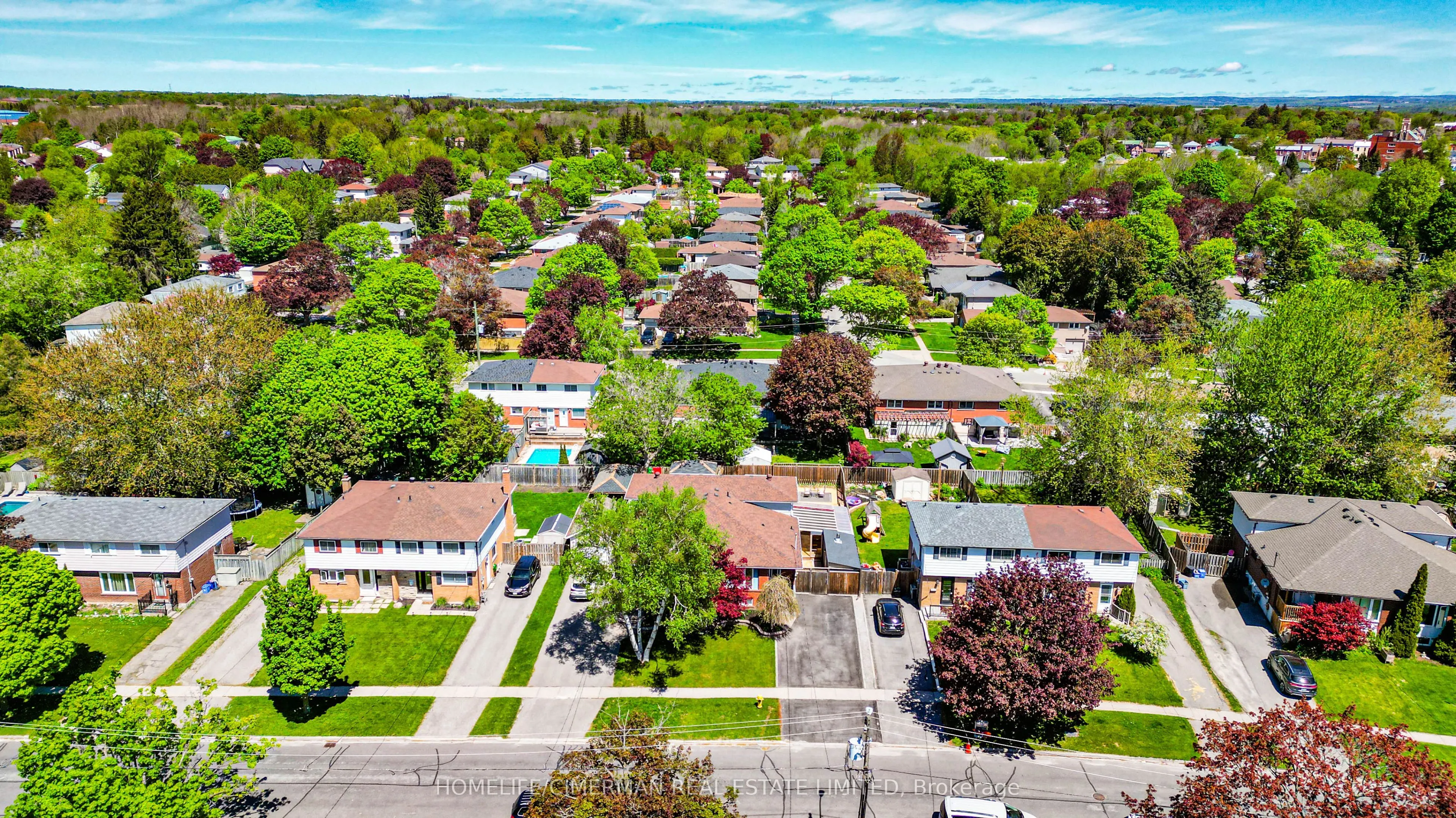 20 Lawrence Crescent