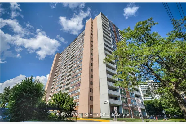 3380 Eglinton Avenue E